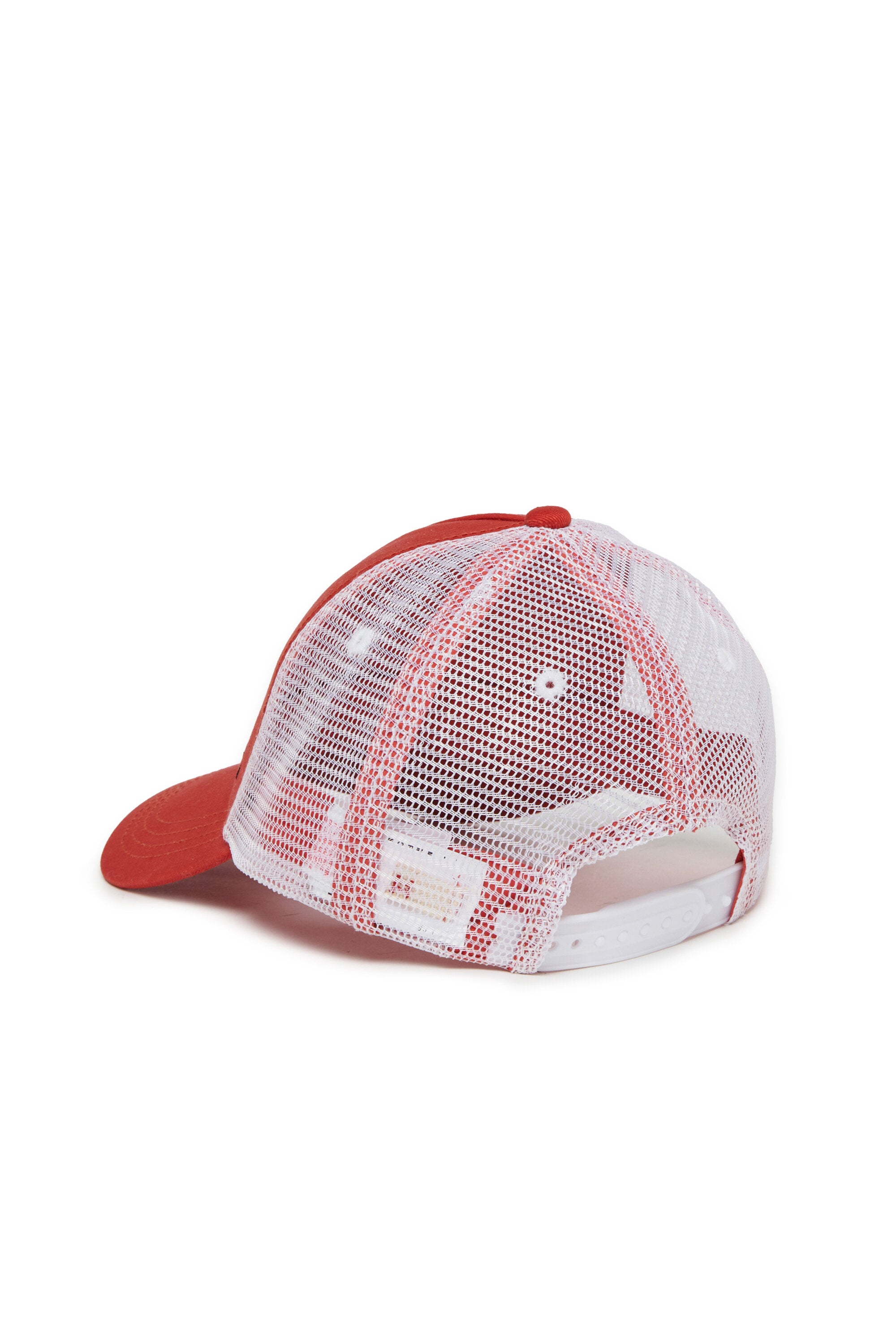 Baseball cap with logo