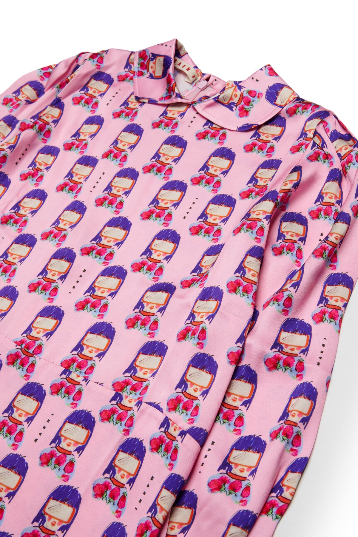 Vestido estampado con cuello clásico
