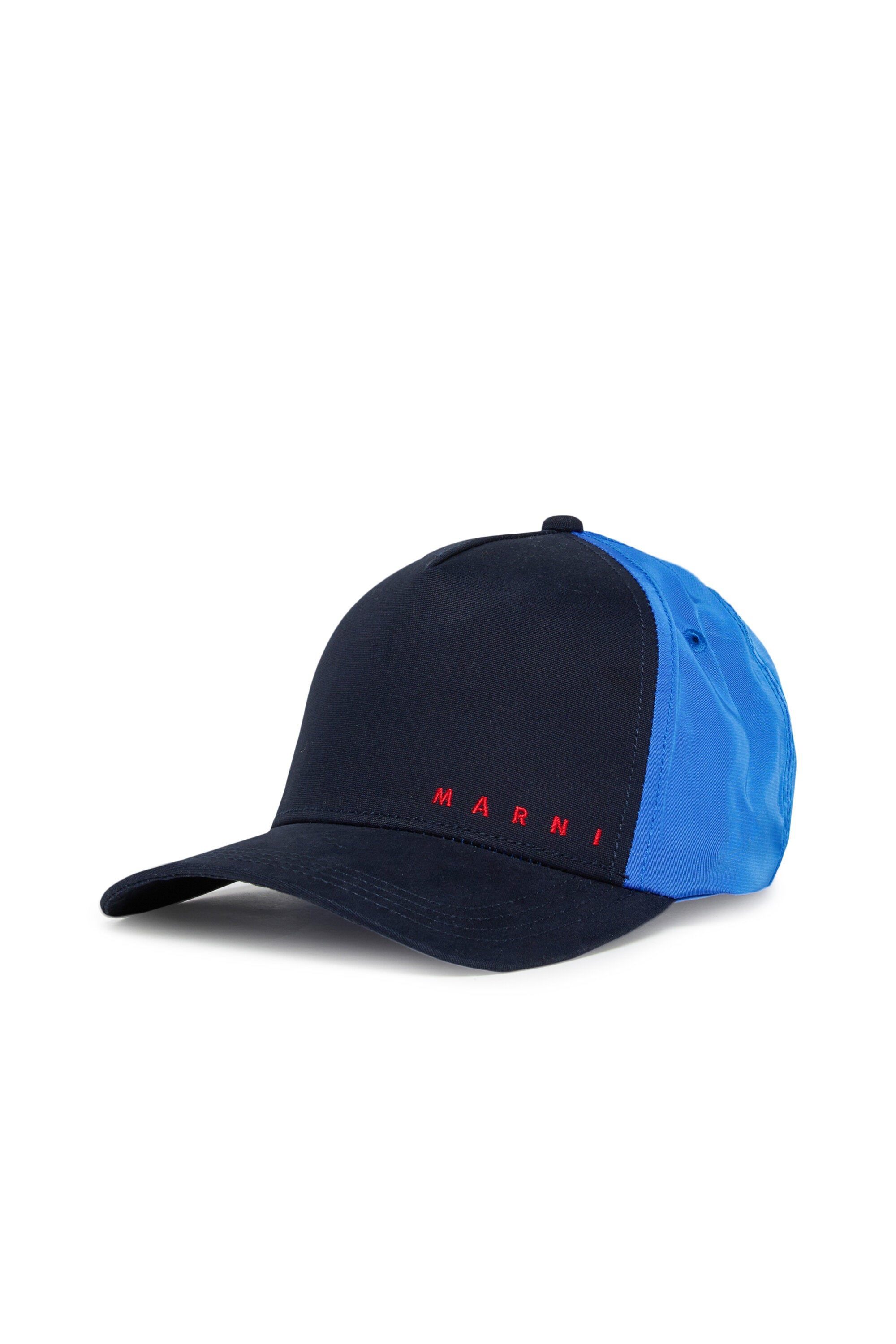 Baseball cap with logo