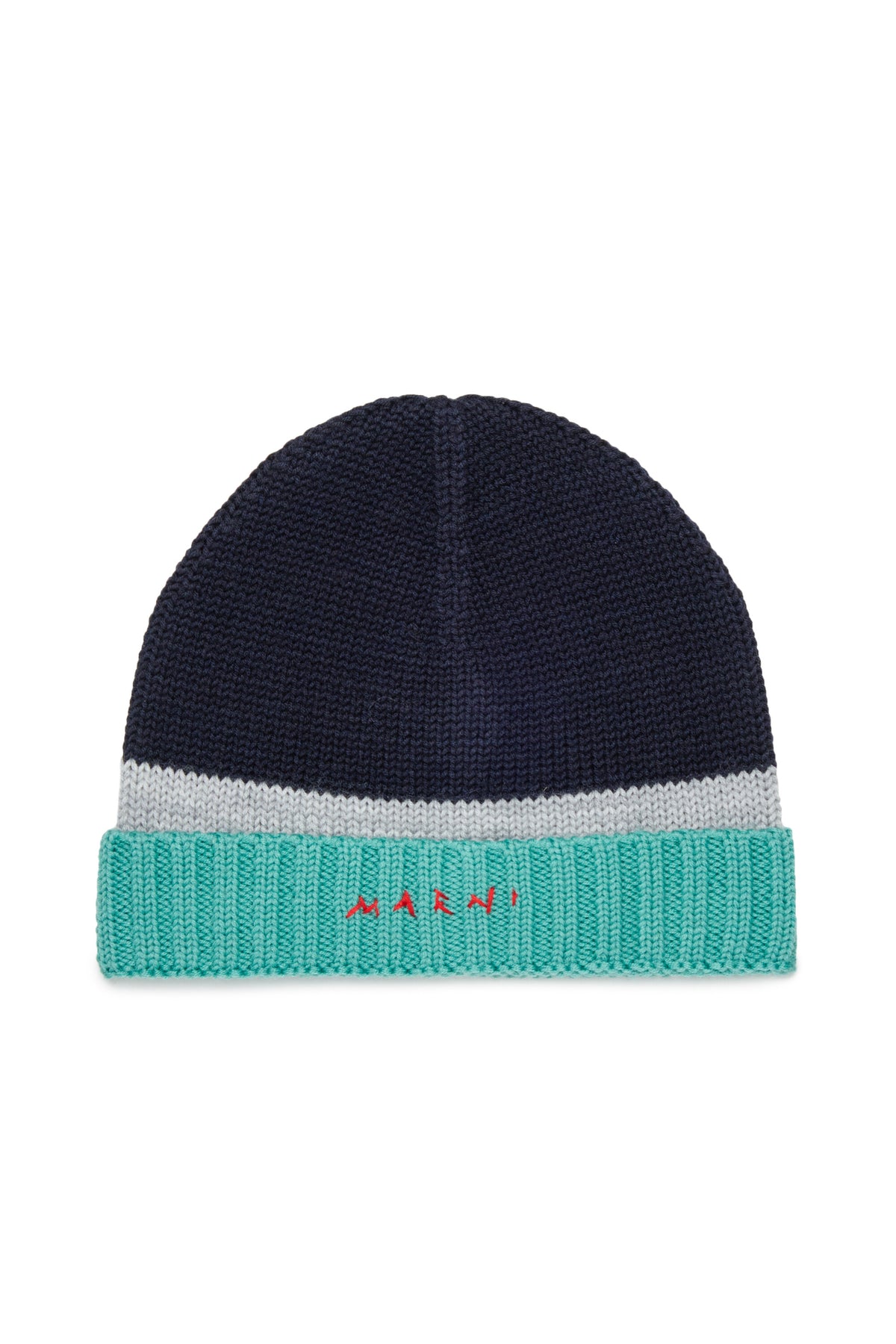 Gorro con vuelta y logo en la parte frontal