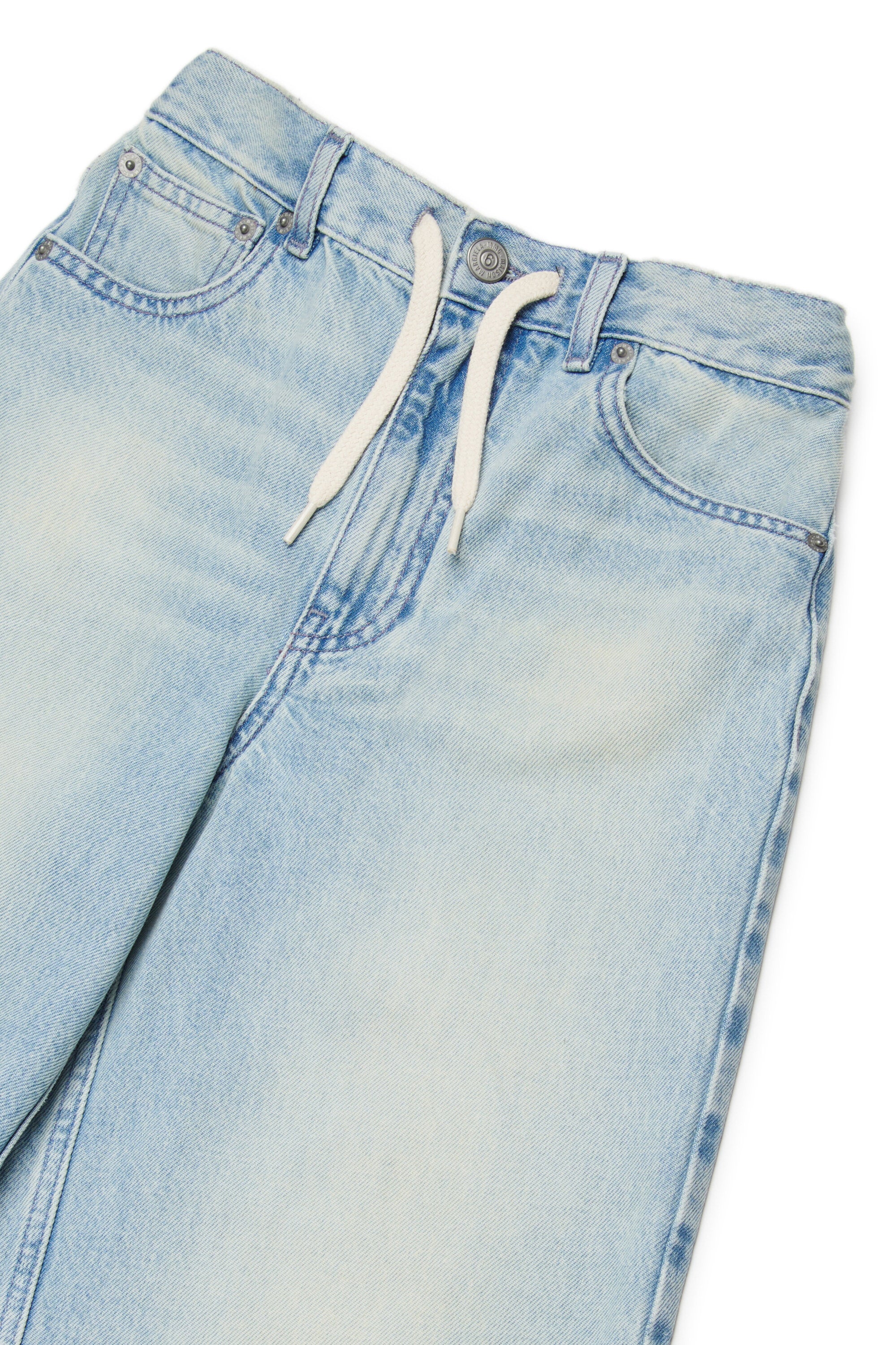 Jeans flare lavado azul claro