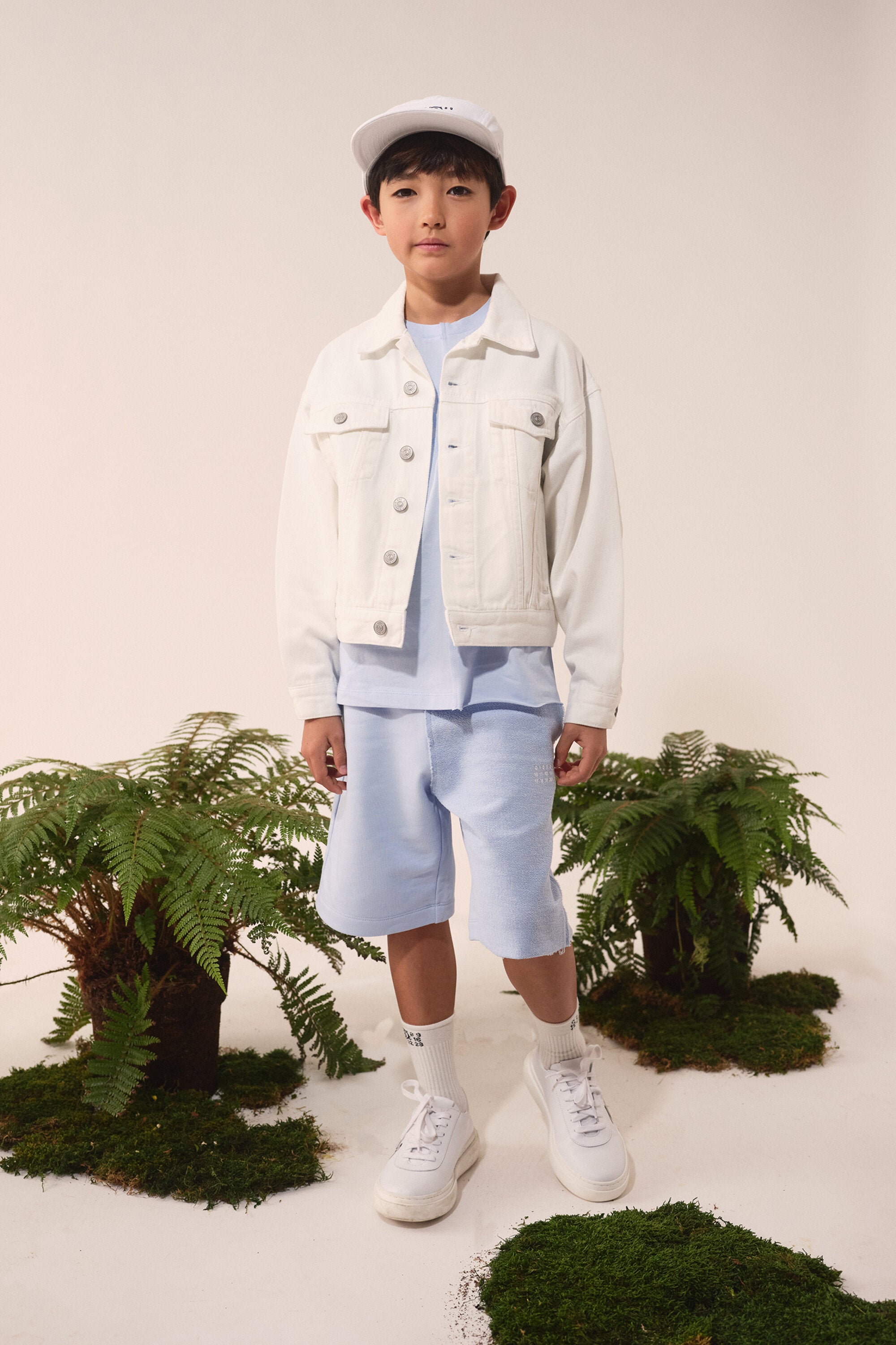 Cazadora vaquera blanca de marca