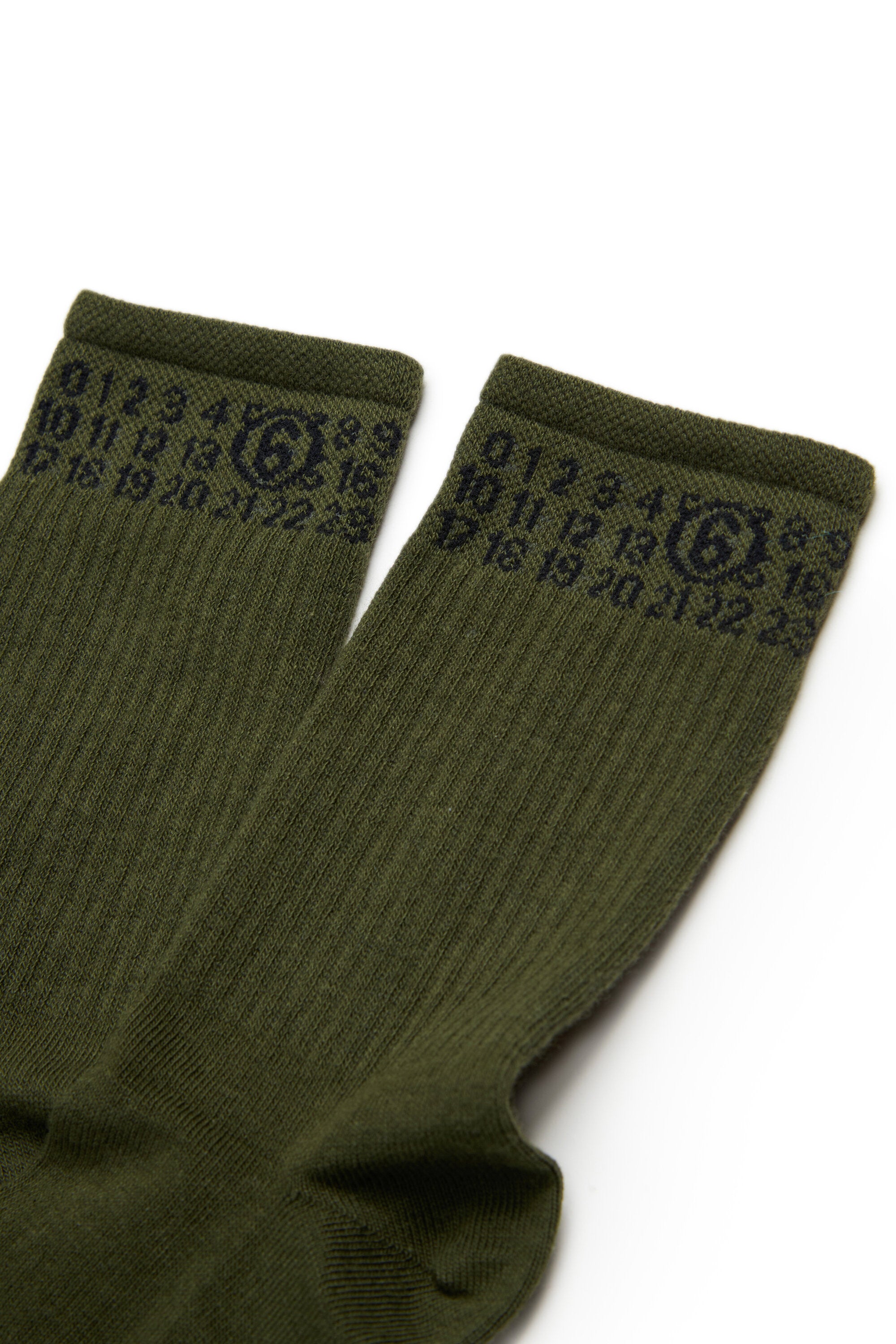 Ribbed socks branded with numeric logo