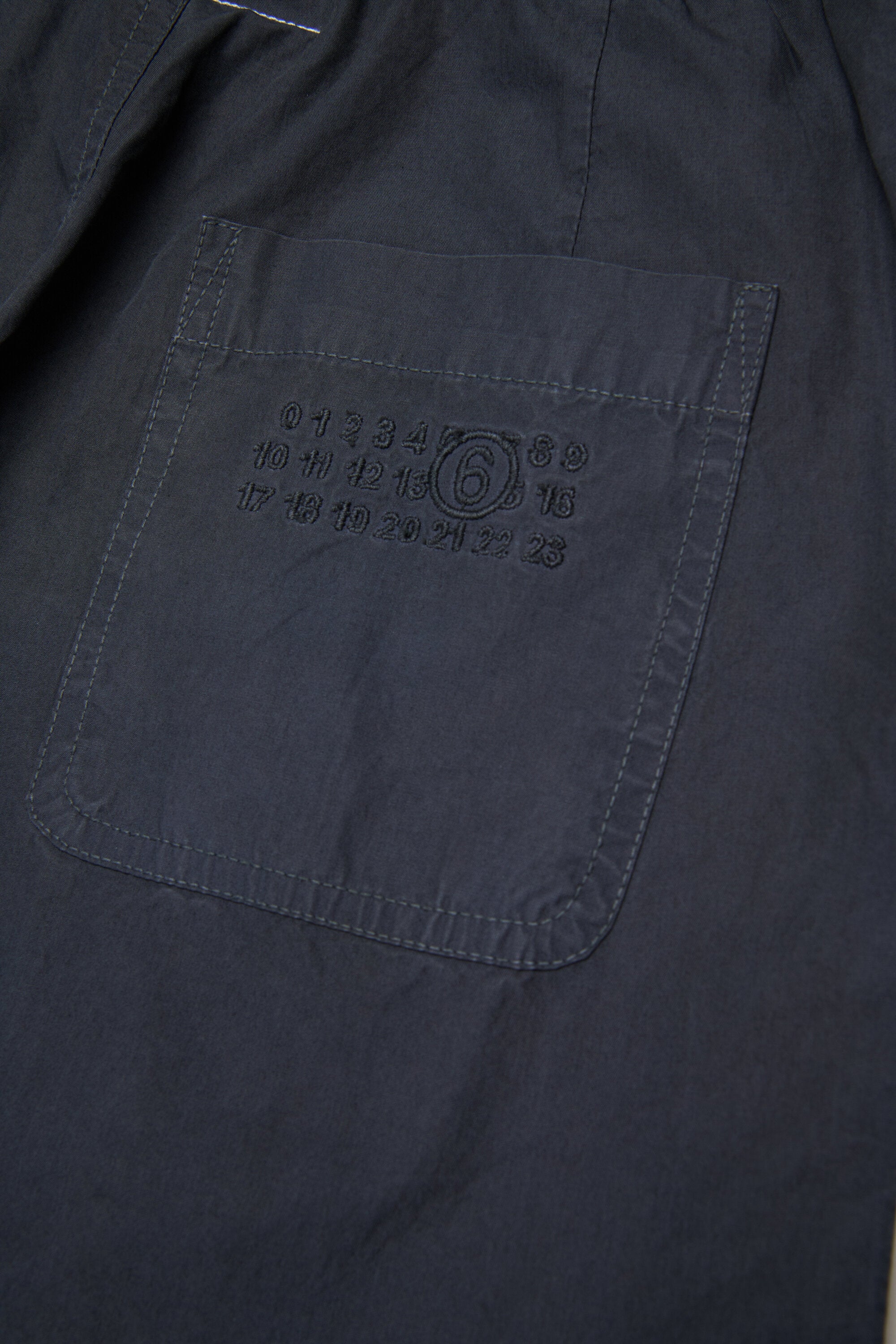 Pantalones de popelín con Numeric logo