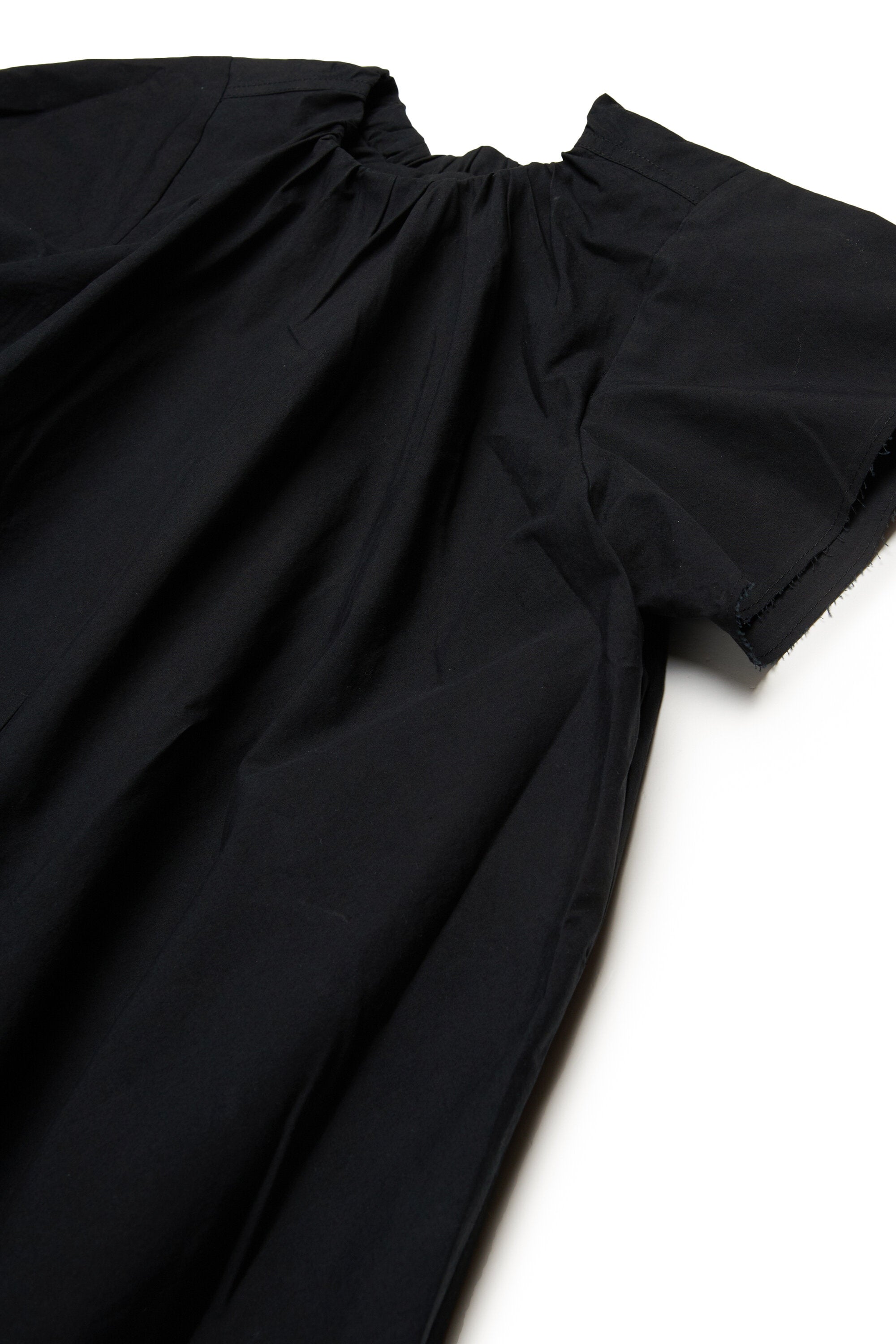 Vestido de popelín con volantes