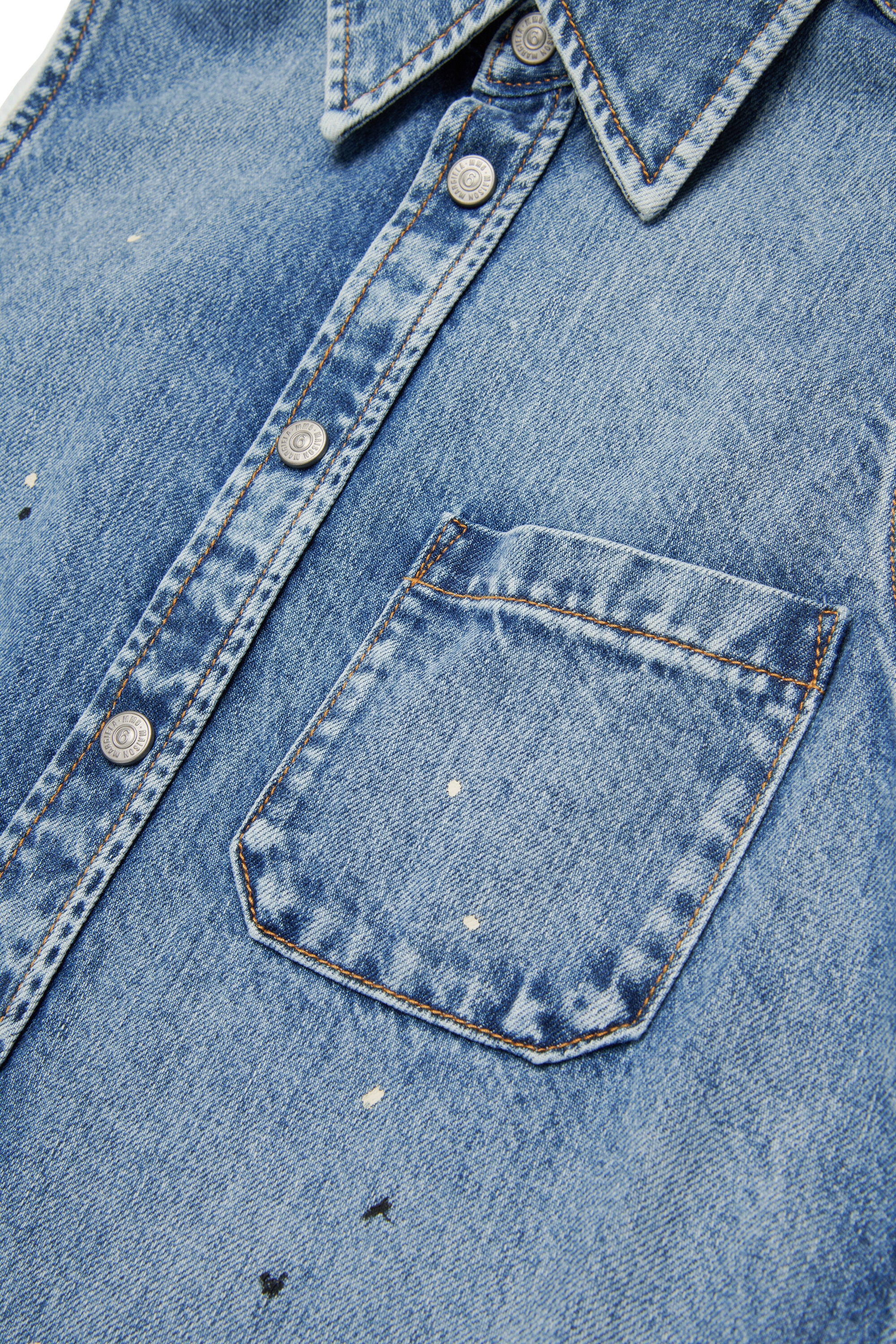 Vestido maxi-camisa en denim con lunares de colores