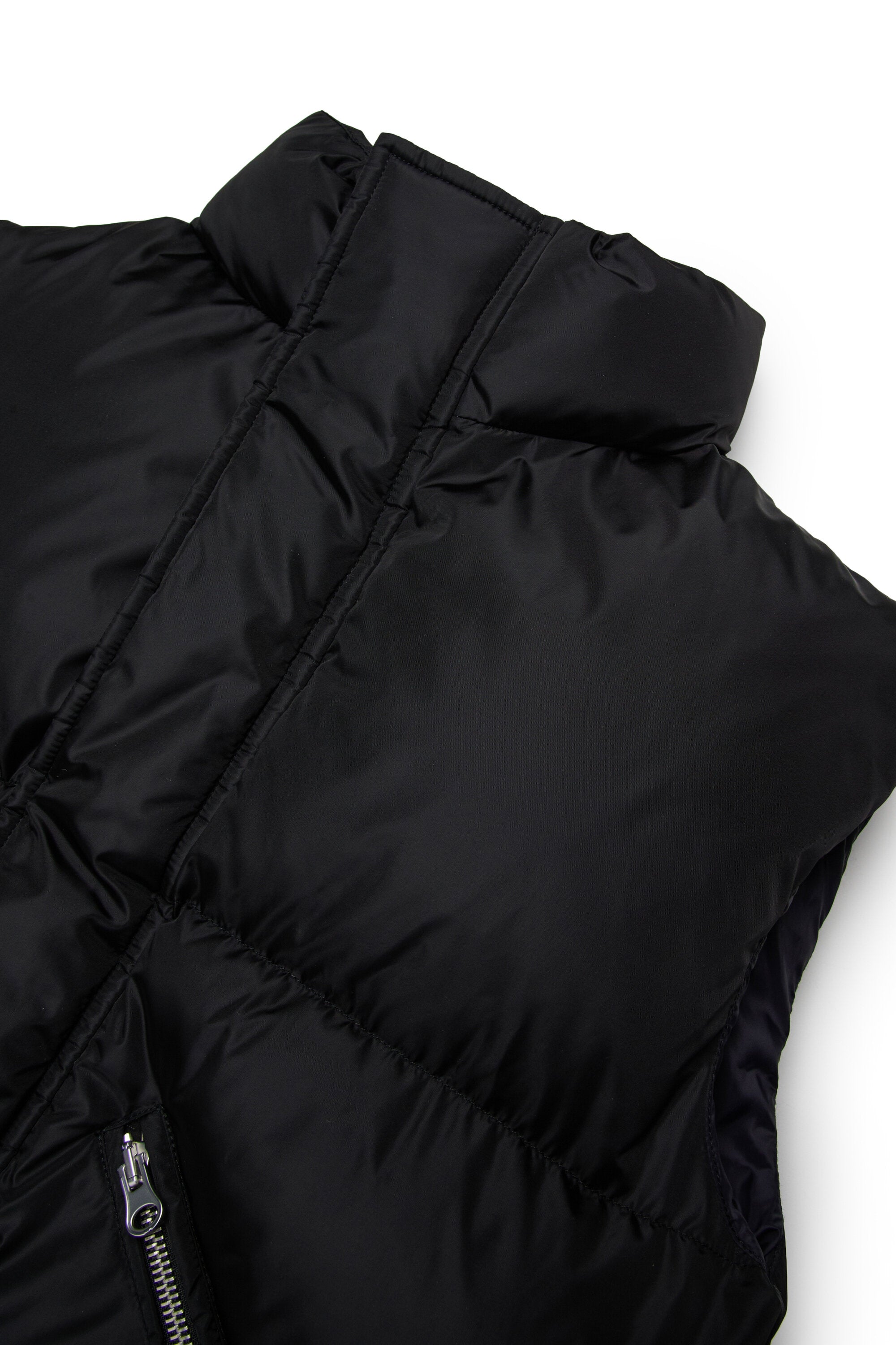 Padded vest with zip