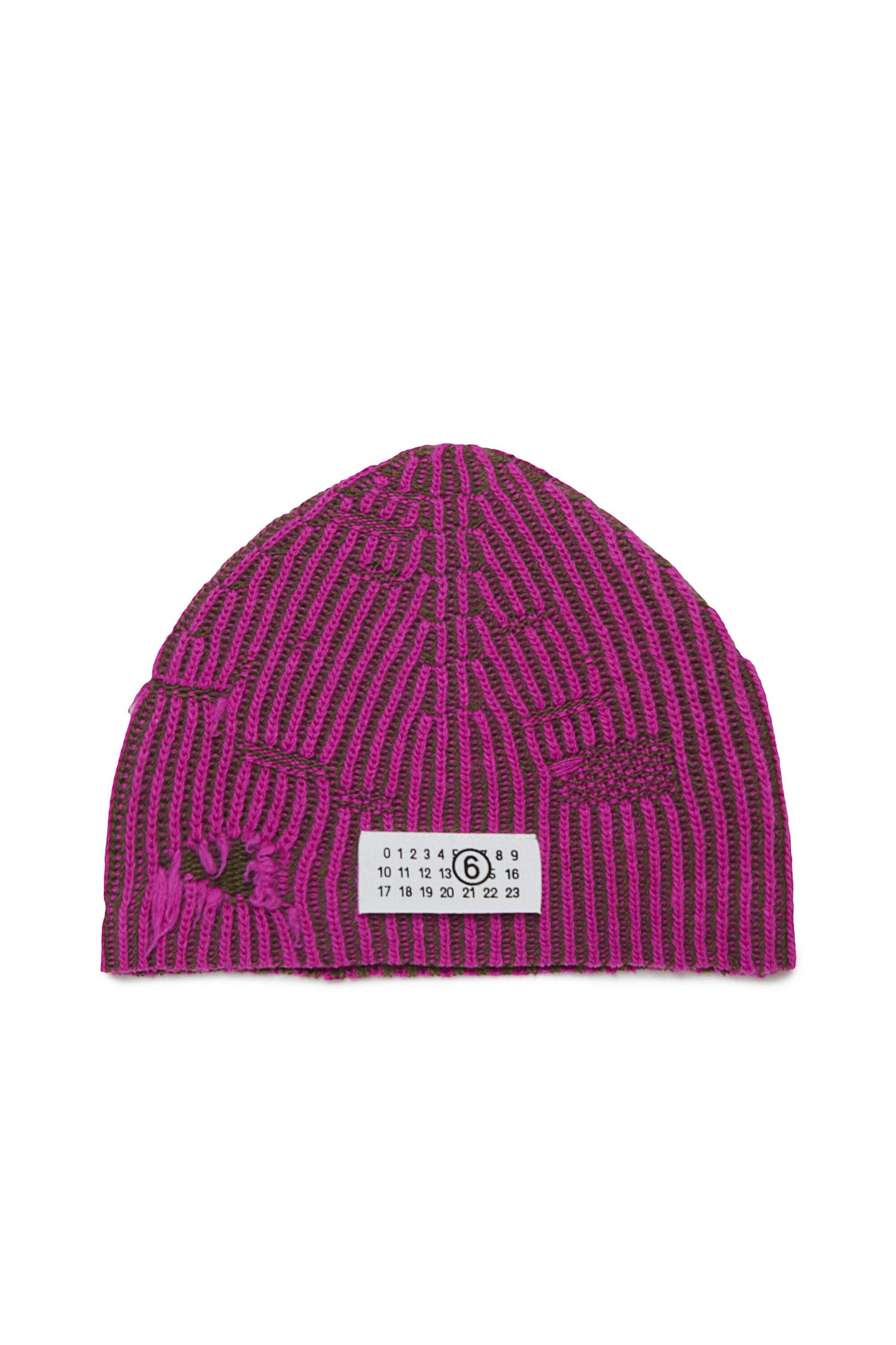 Gorro de lana canalé con rotos