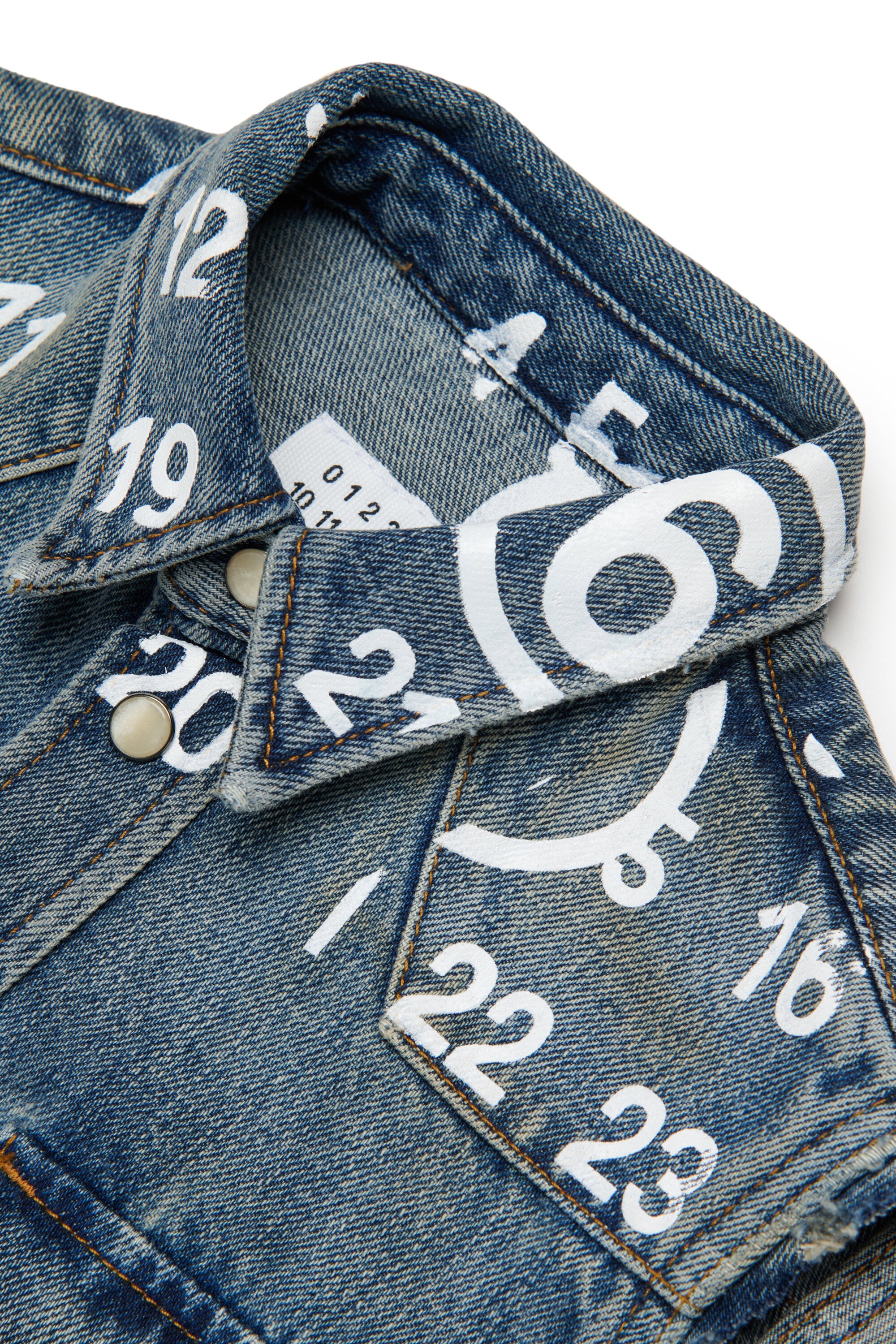 Sleeveless denim dress