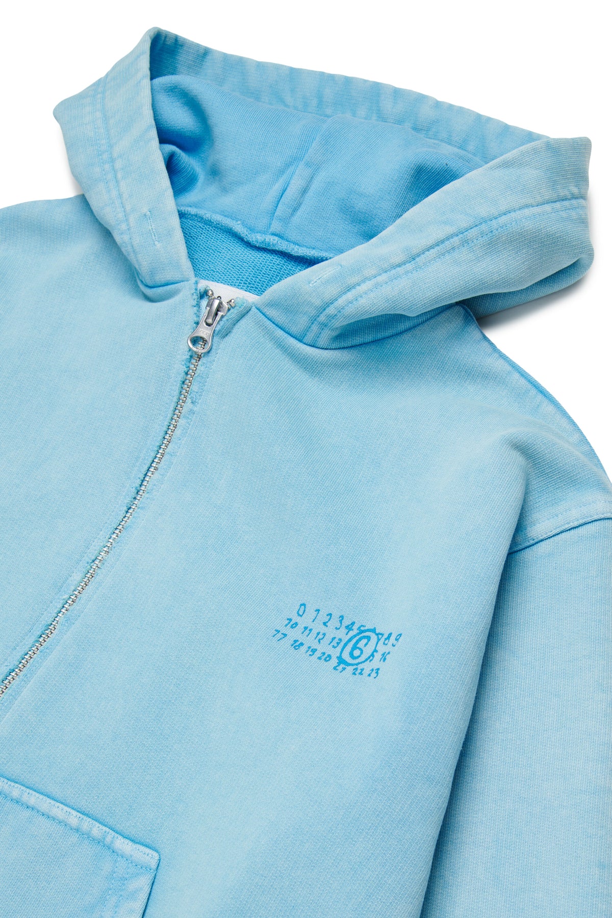 Sudadera con cremallera completa y logo