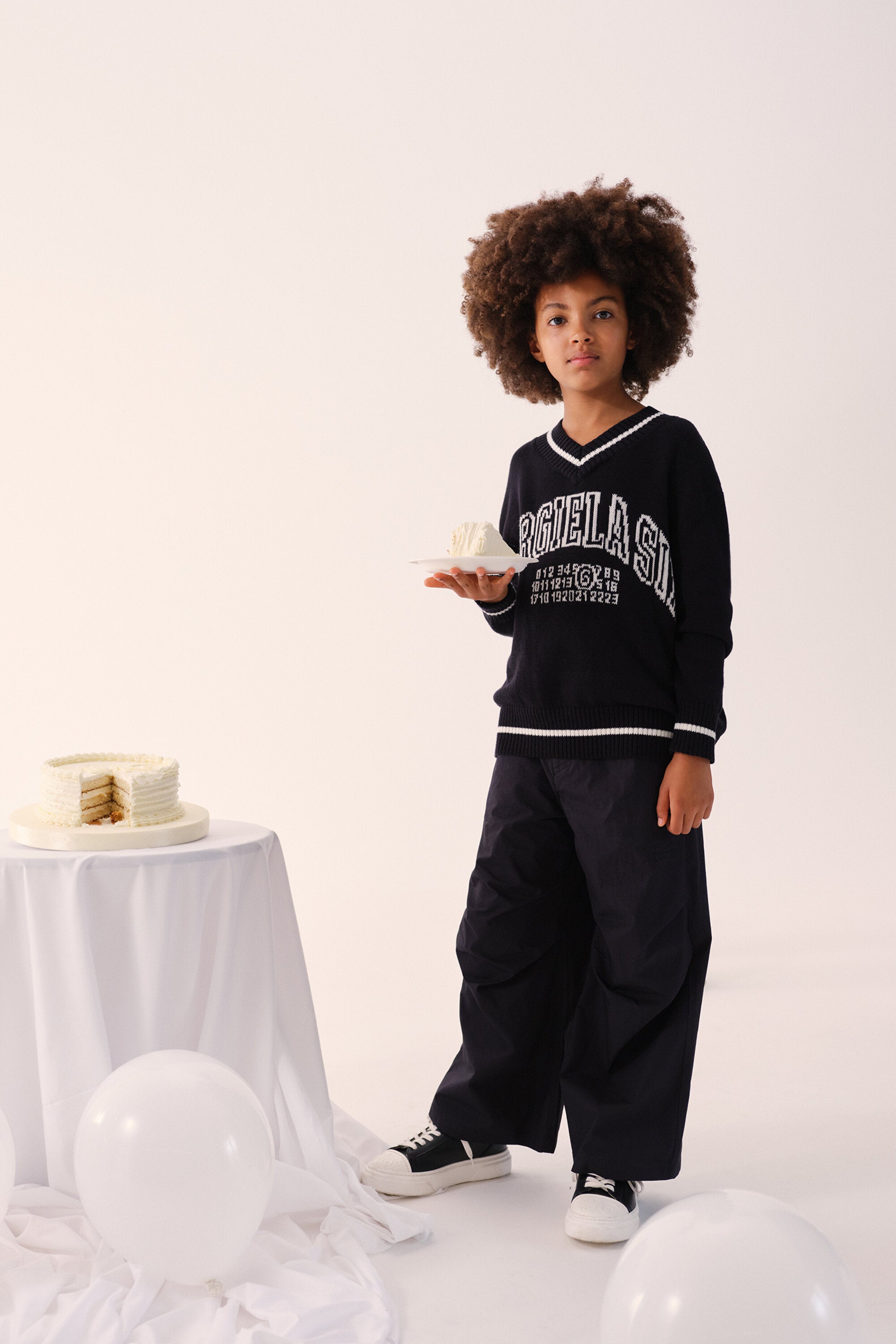 Jersey de cuello en V con logo