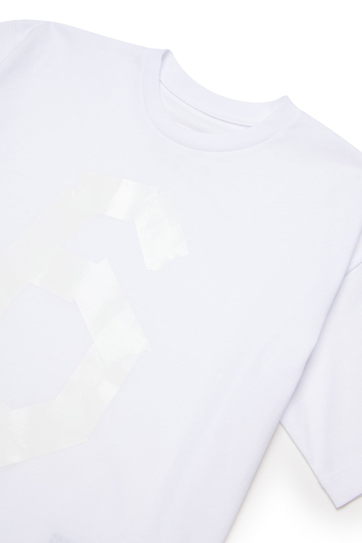 Camiseta con estampado frontal