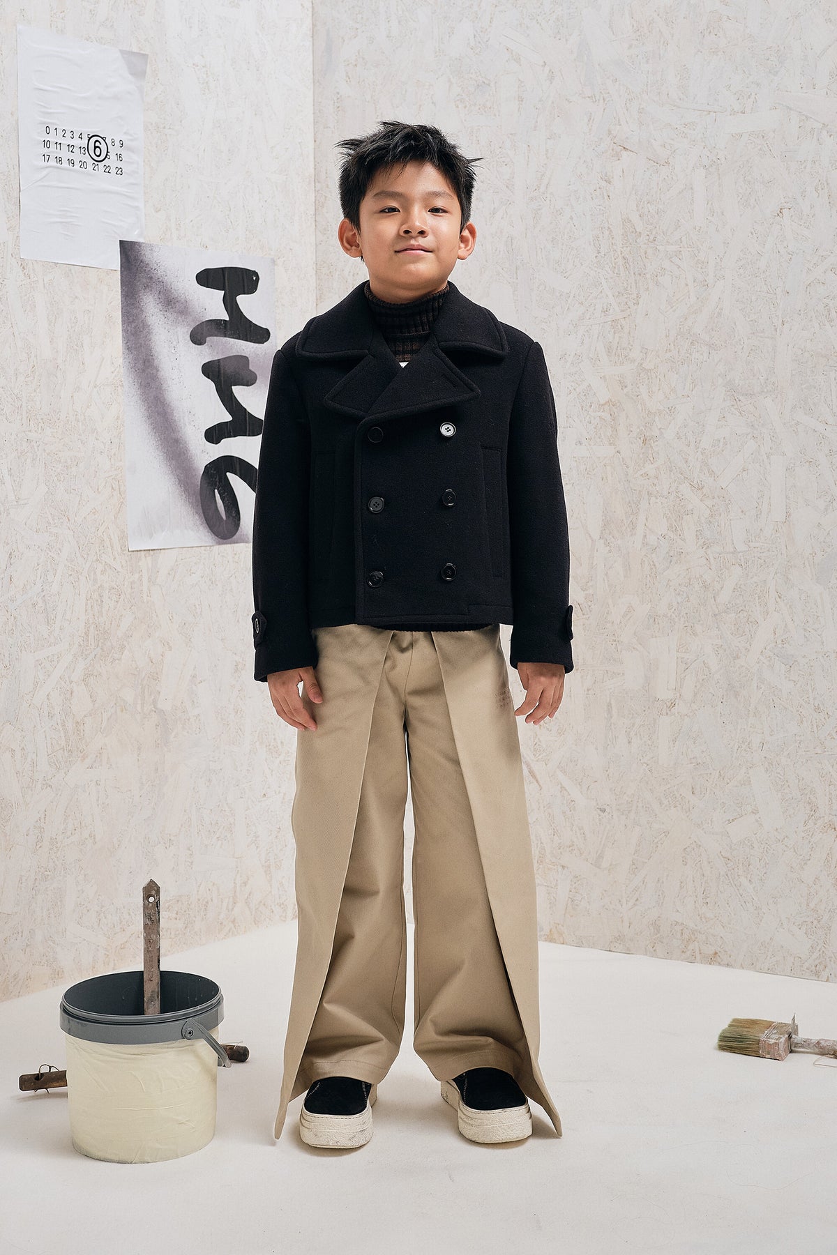 Pantalones con logotipo numérico