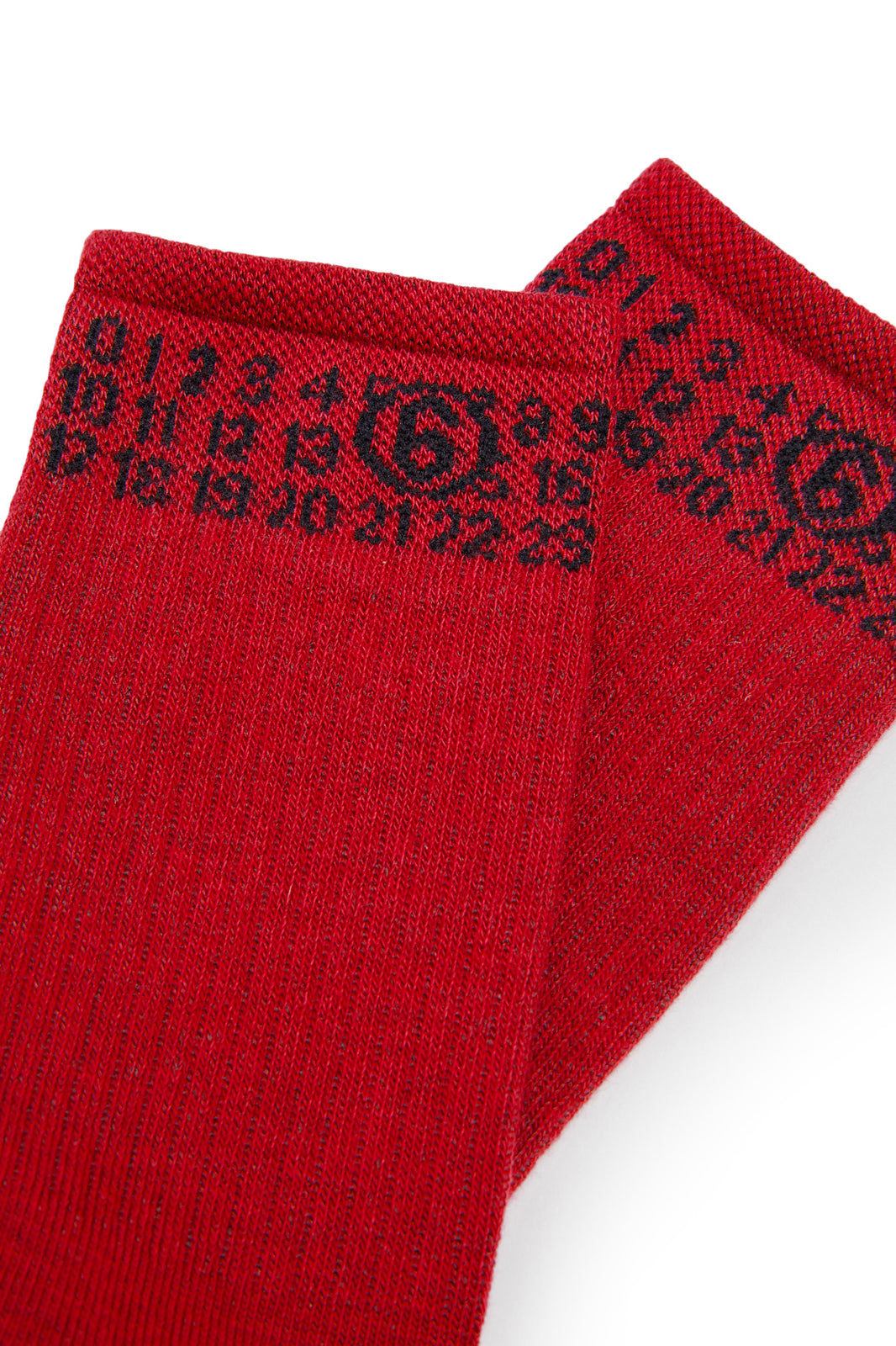 Calcetines con logo numérico