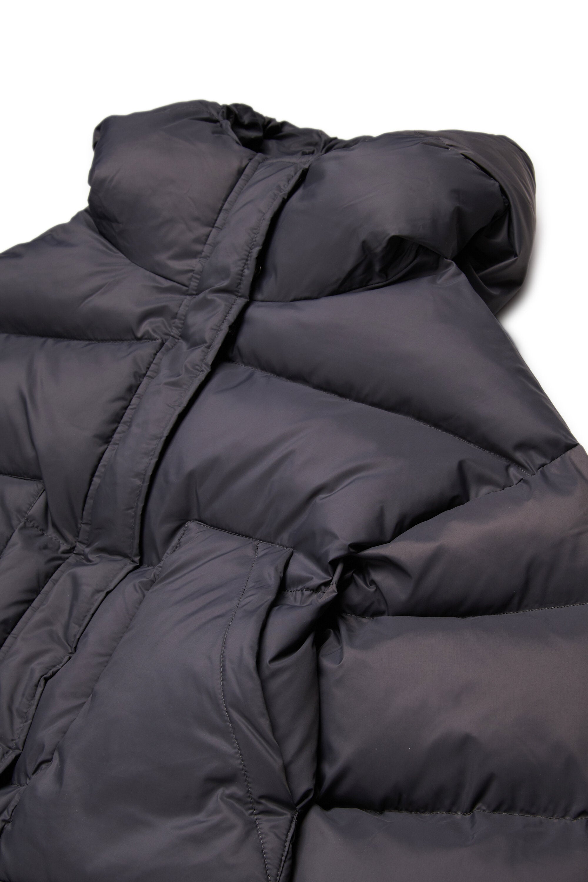 Long padded jacket with maxi pockets