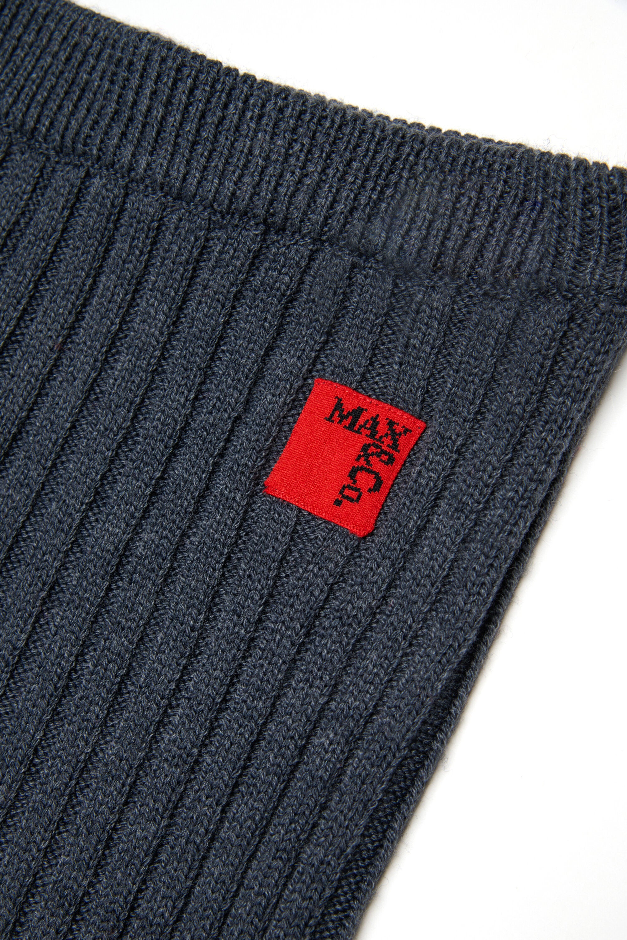 Pantalón de punto de mezcla de lana acanalado