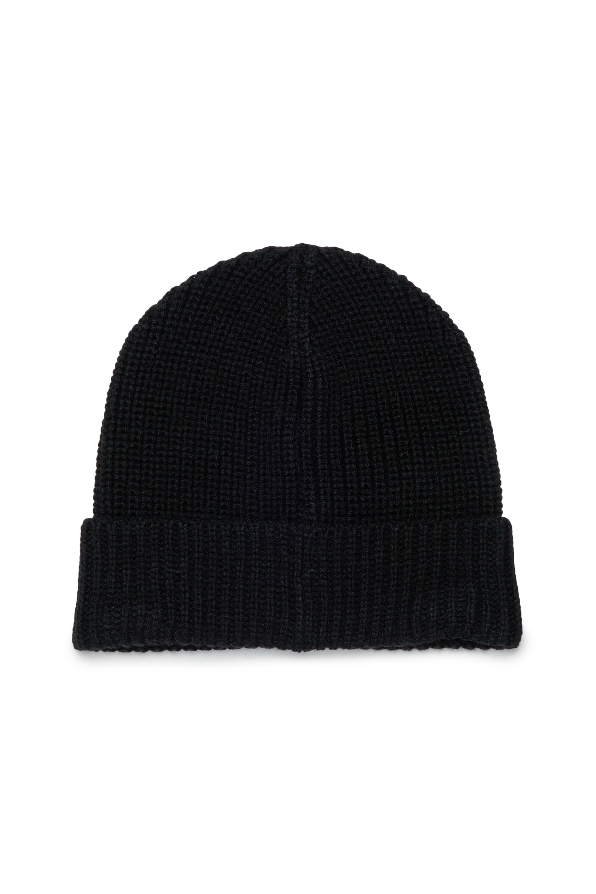 Gorro de lana con parche