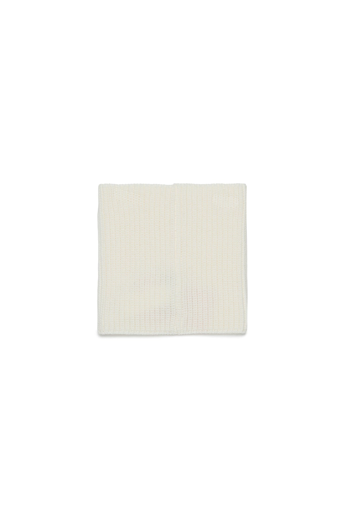 Wool-blend knit collar with patch
