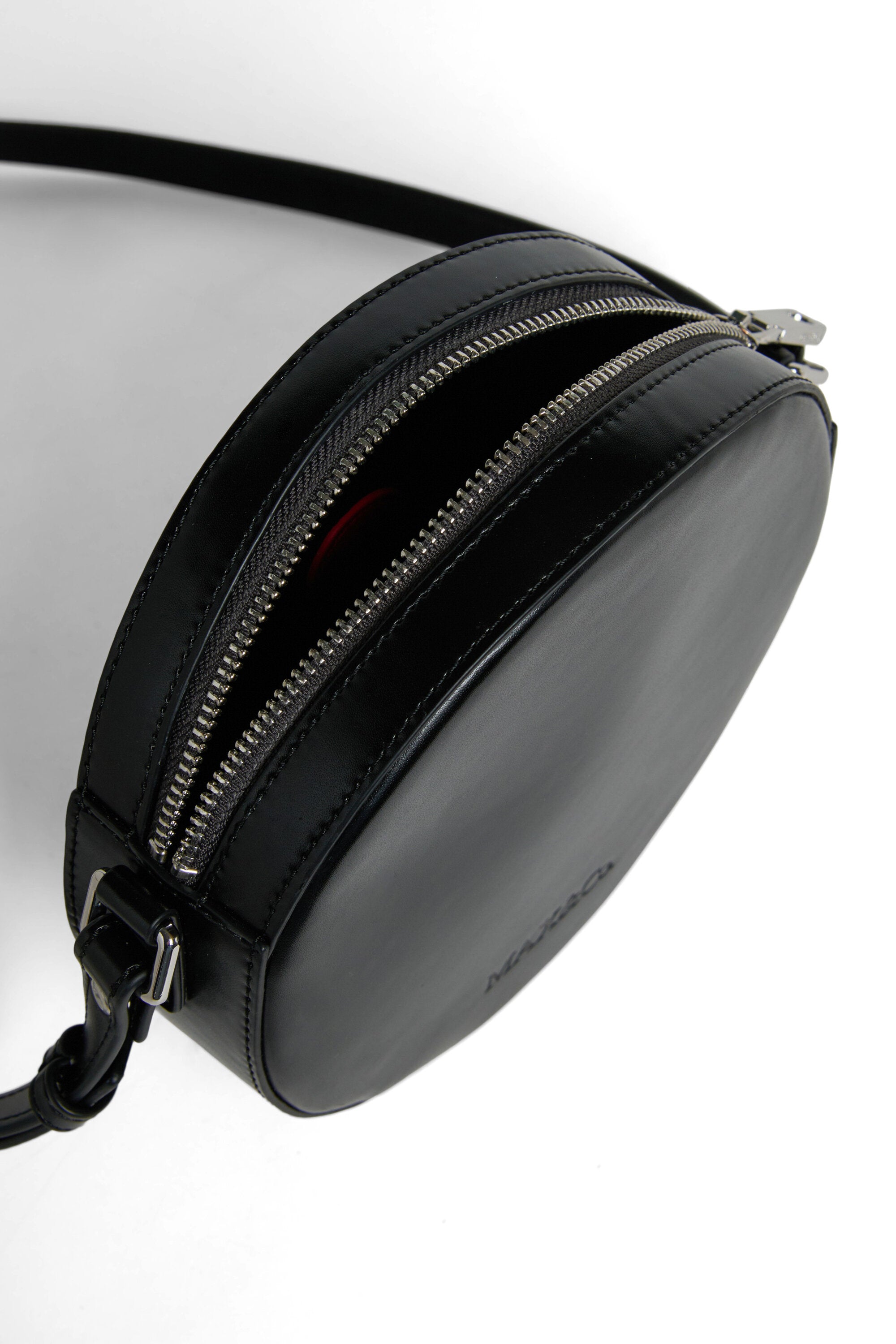 Bolso bandolera con logotipo