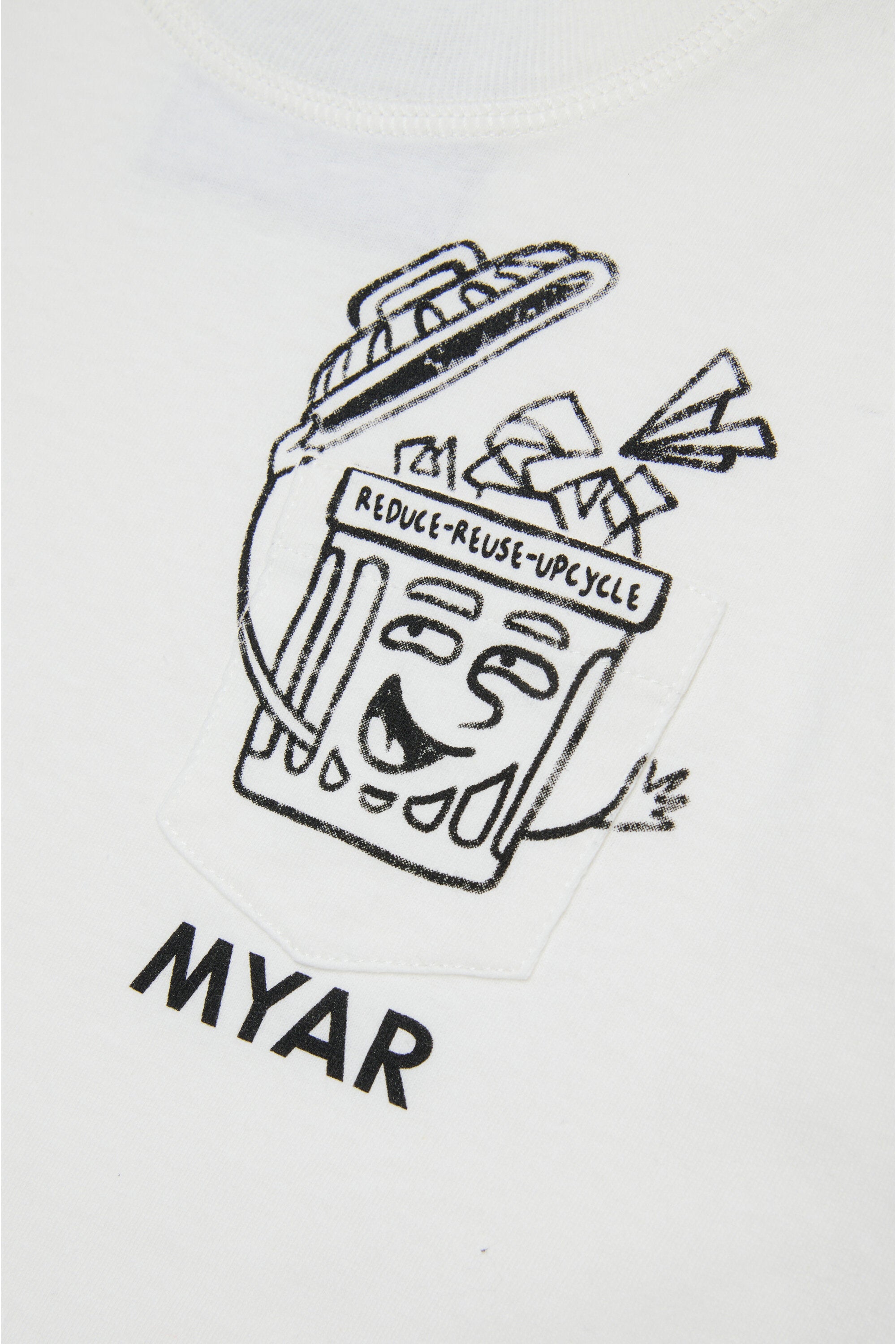 Camiseta de algodón Deadstock con bolsillo y gráficos Reuse