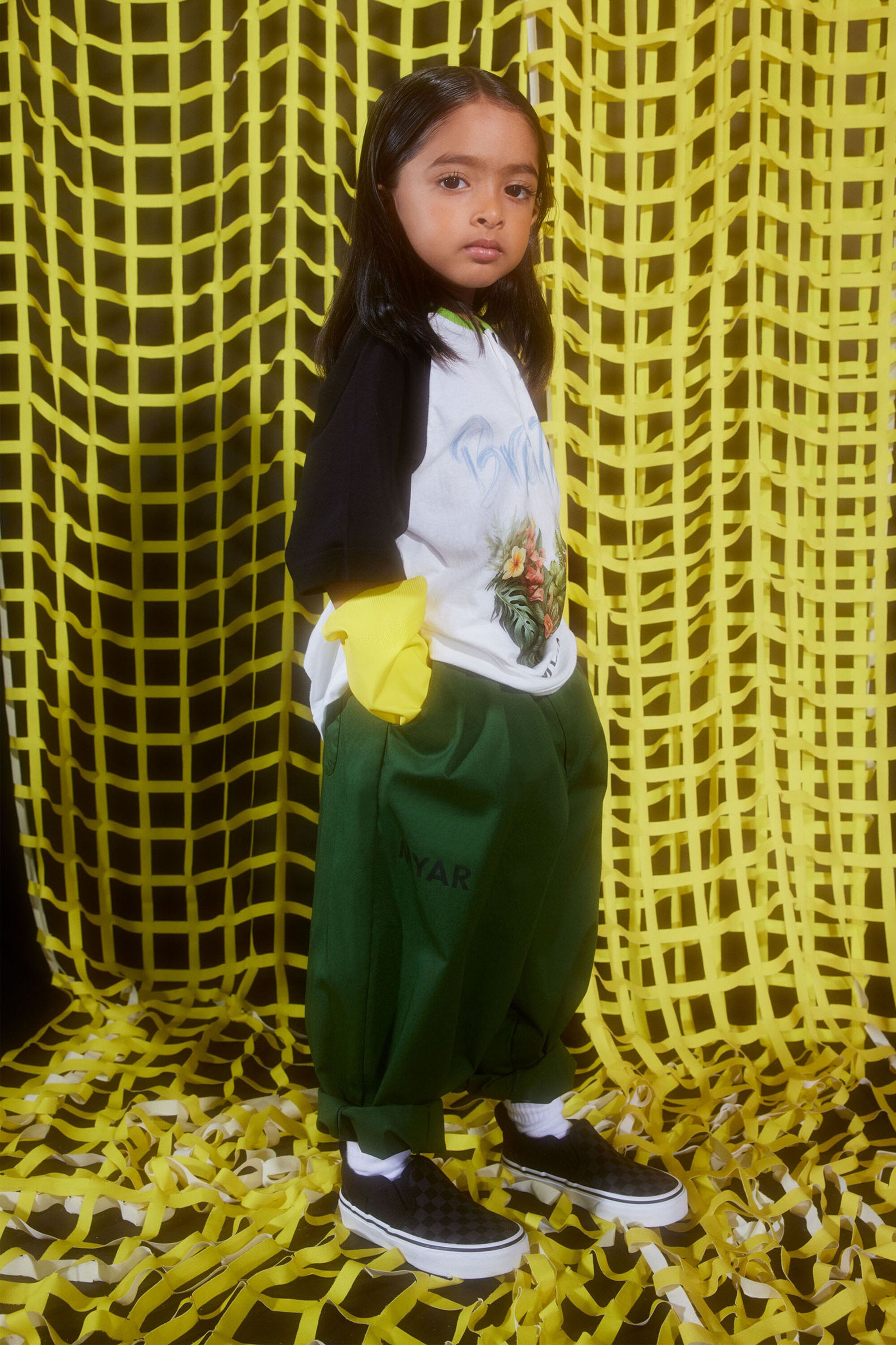 Pantalón en tejido deadstock y logo MYAR