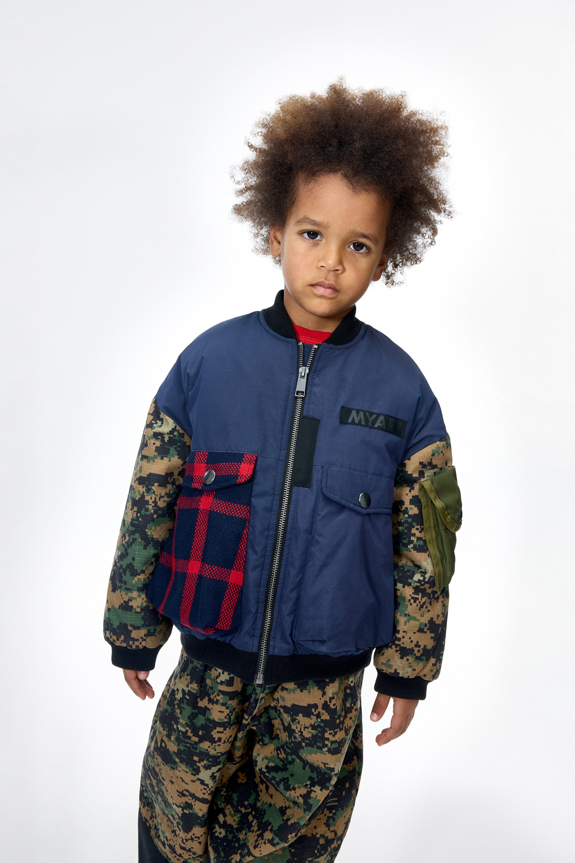 Chaqueta bomber camuflaje