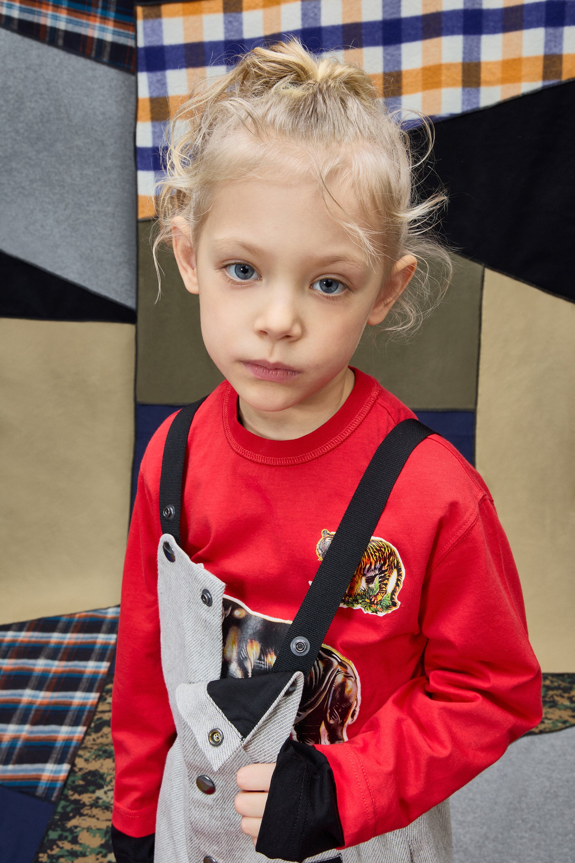 Camiseta de manga larga con estampado gráfico de animales en peligro