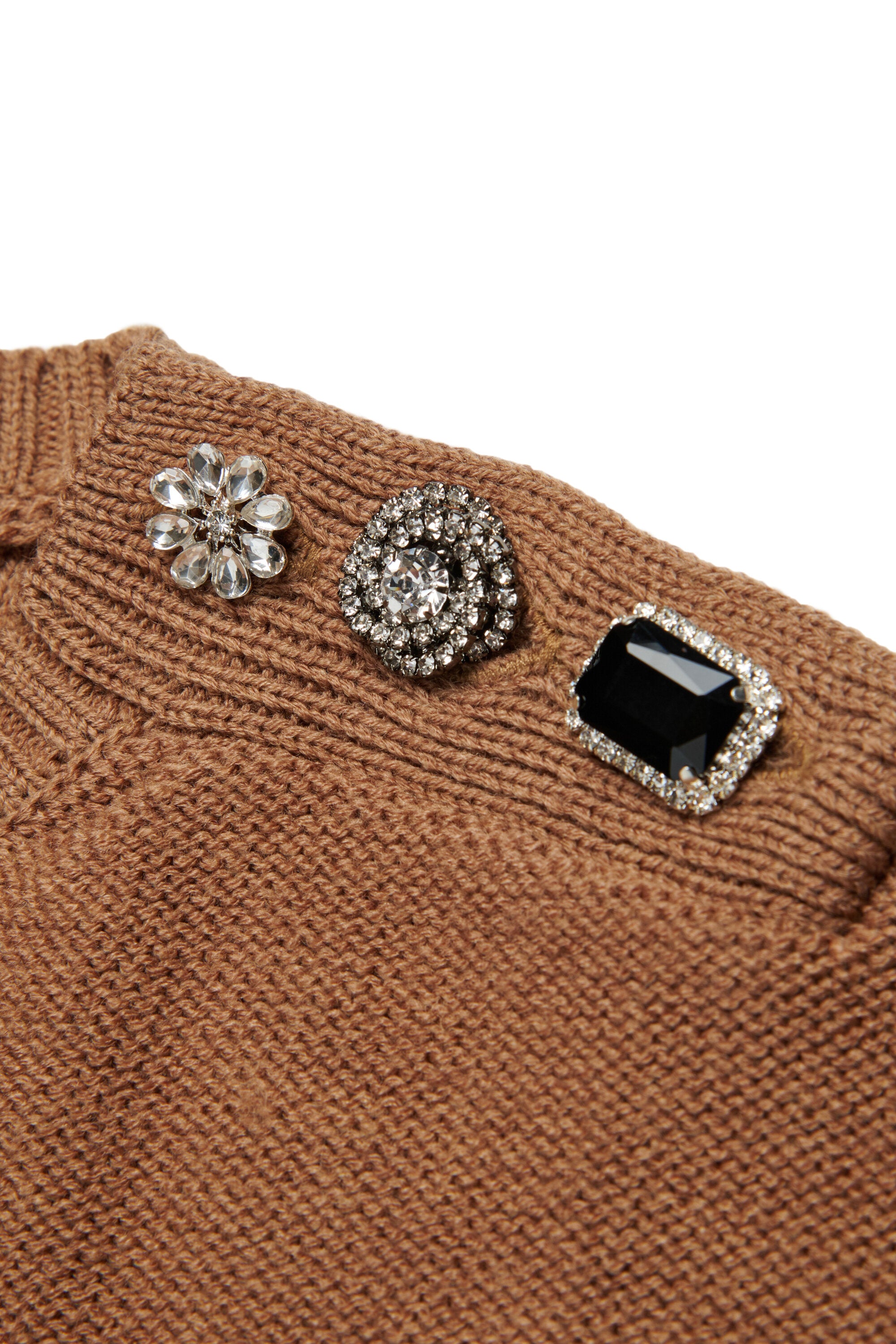 Jersey en mezcla de lana con botones joya