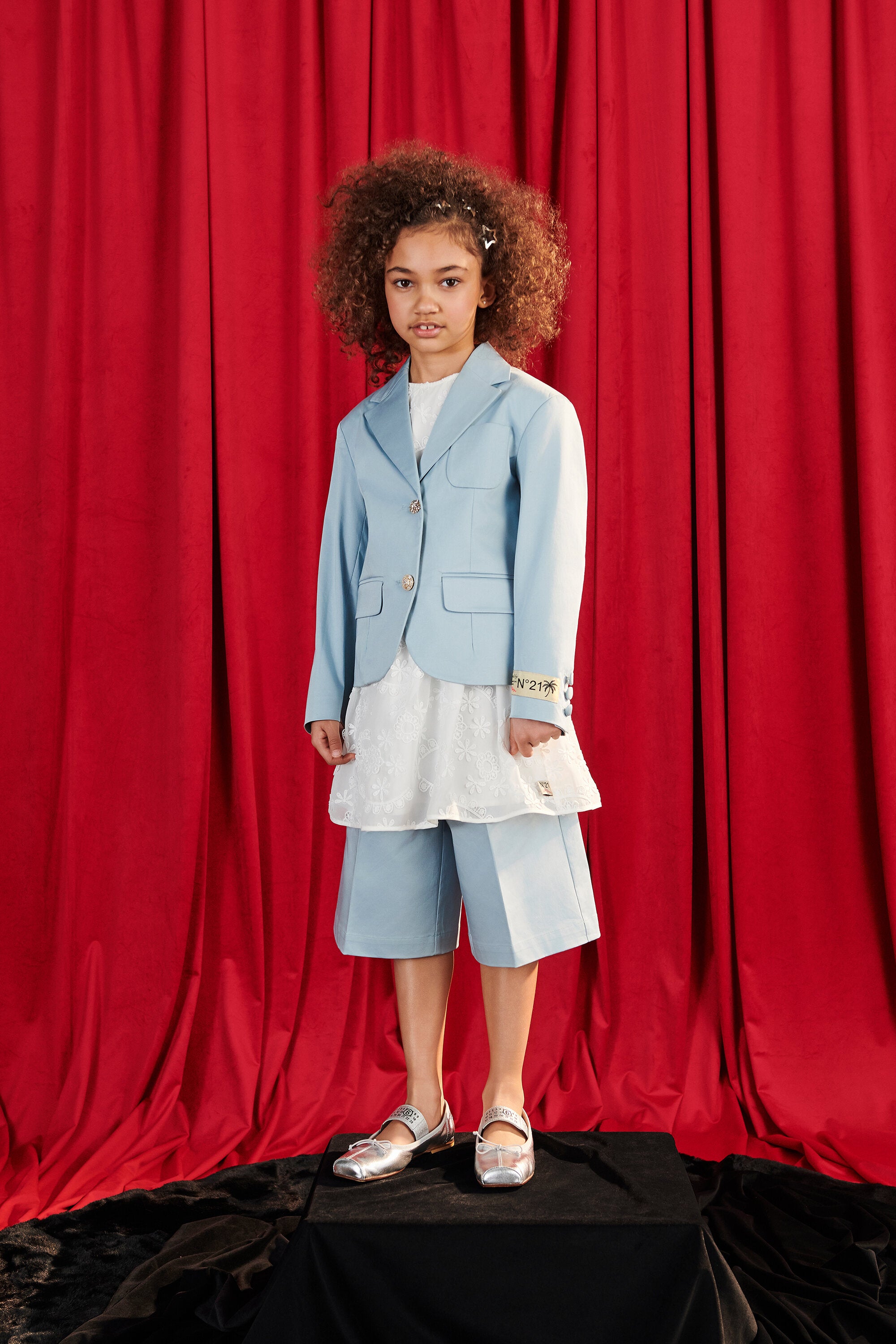 Blazer con detalles joya