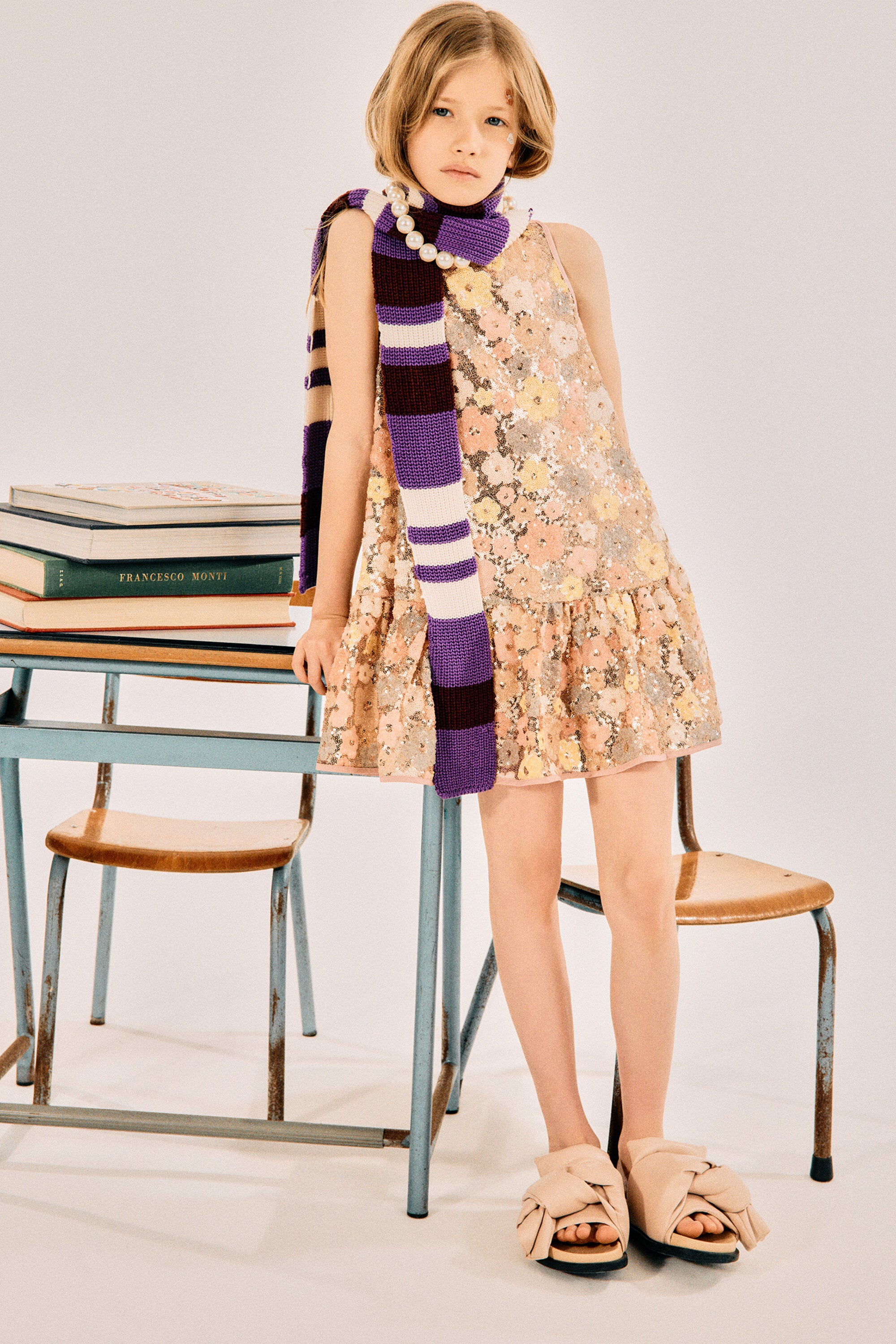 Vestido sin mangas con lentejuelas