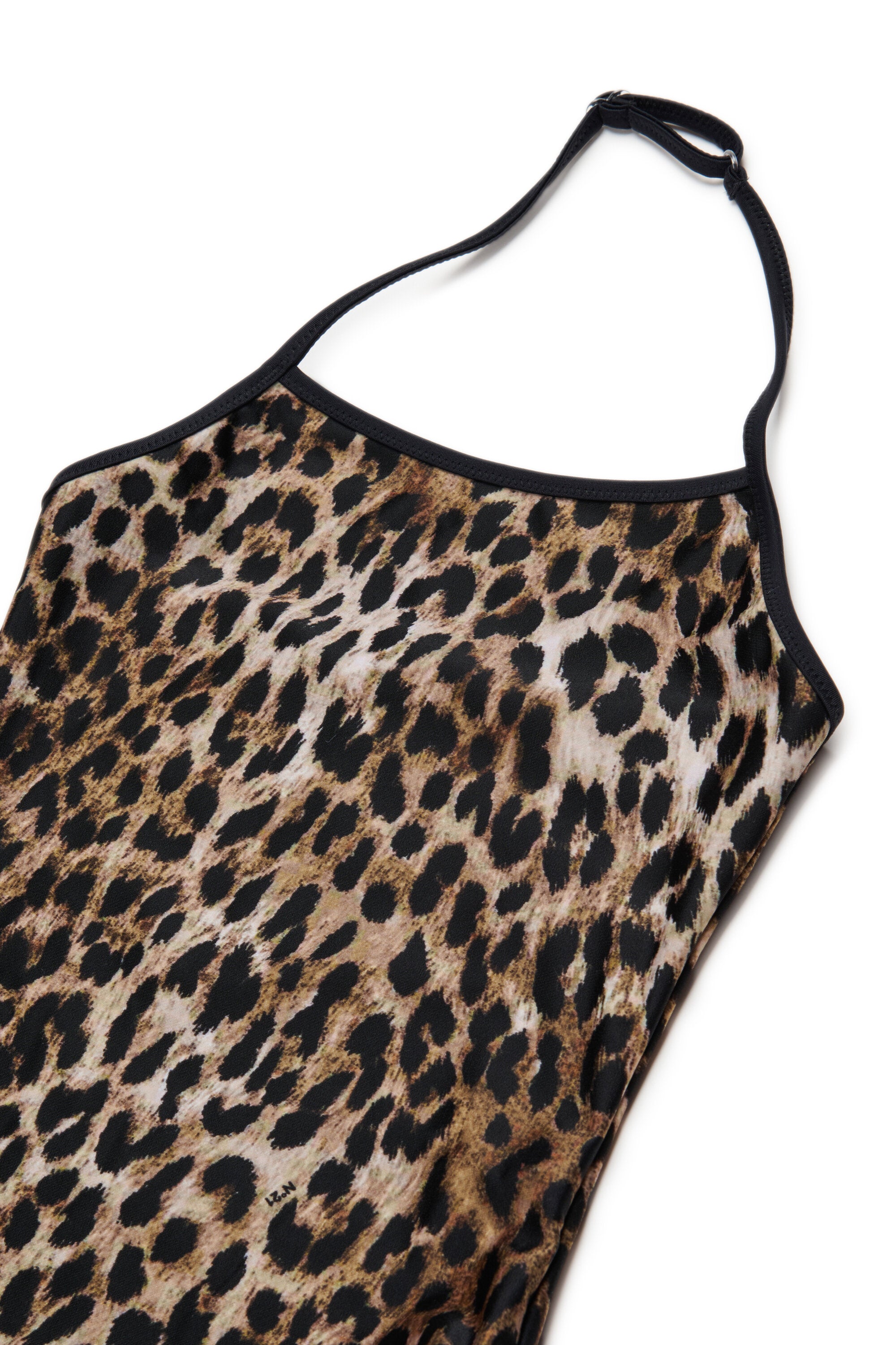Bañador de una pieza con estampado animal.