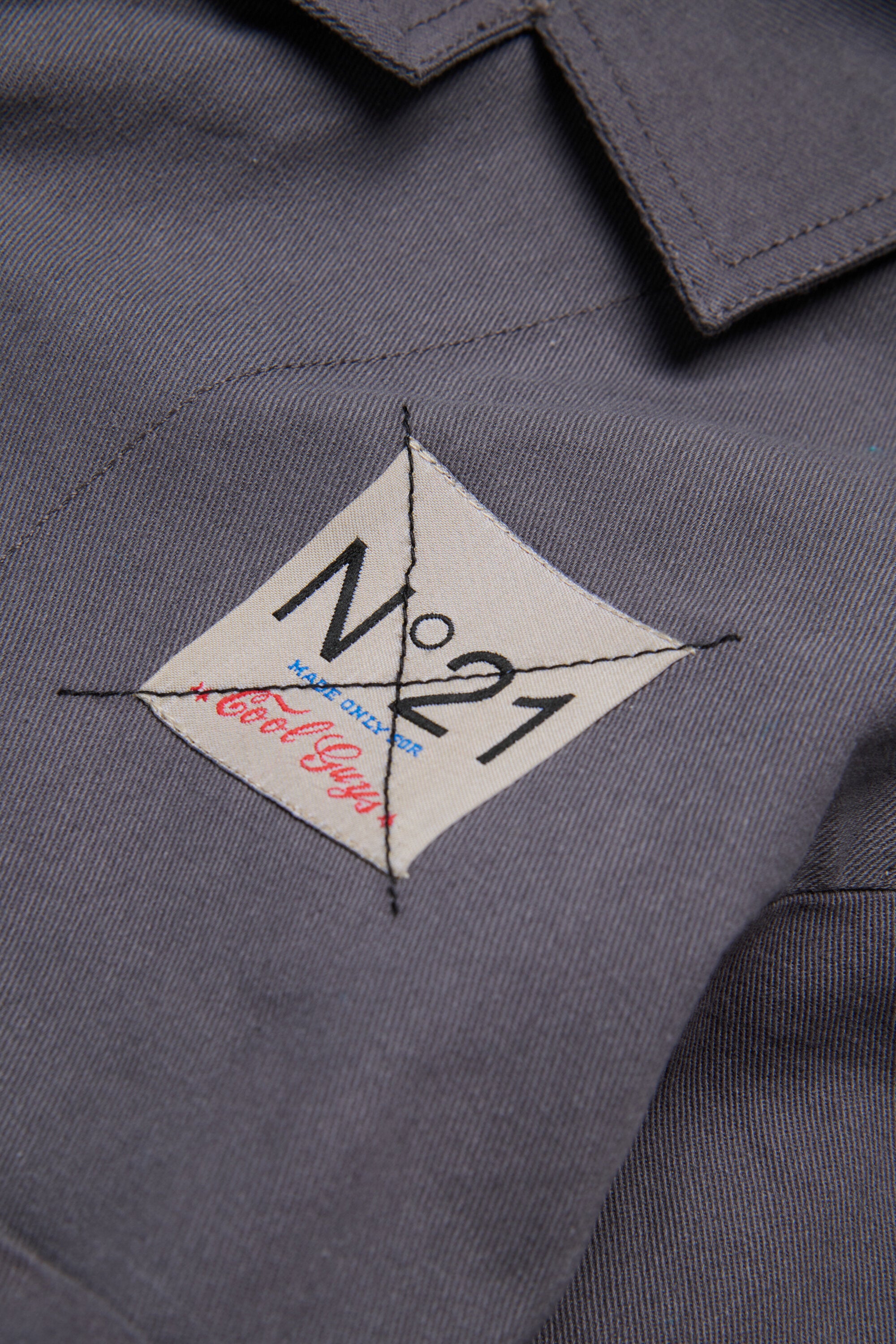 Chaqueta workwear con logo estampado