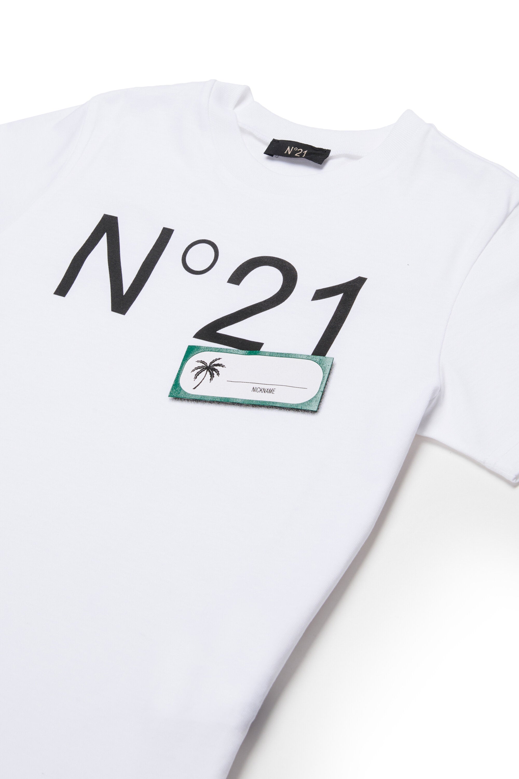 Camiseta con logo frontal