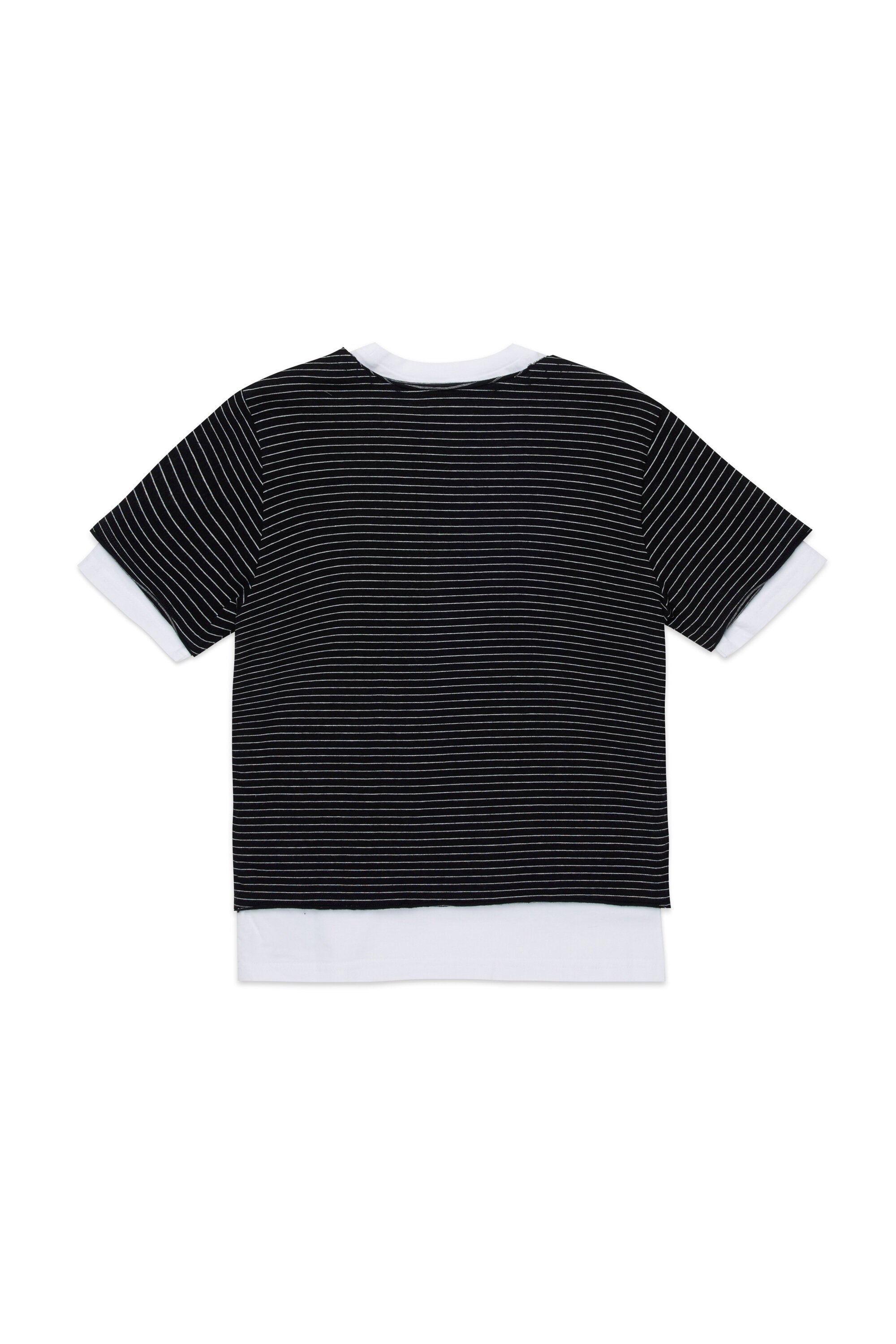 Camiseta con logotipo frontal