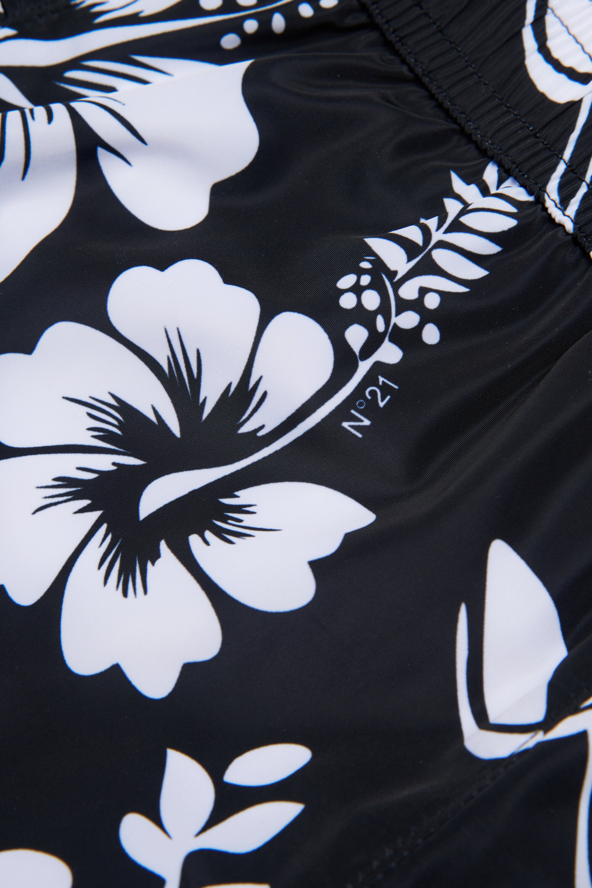 Bañador tipo bóxer con estampado floral