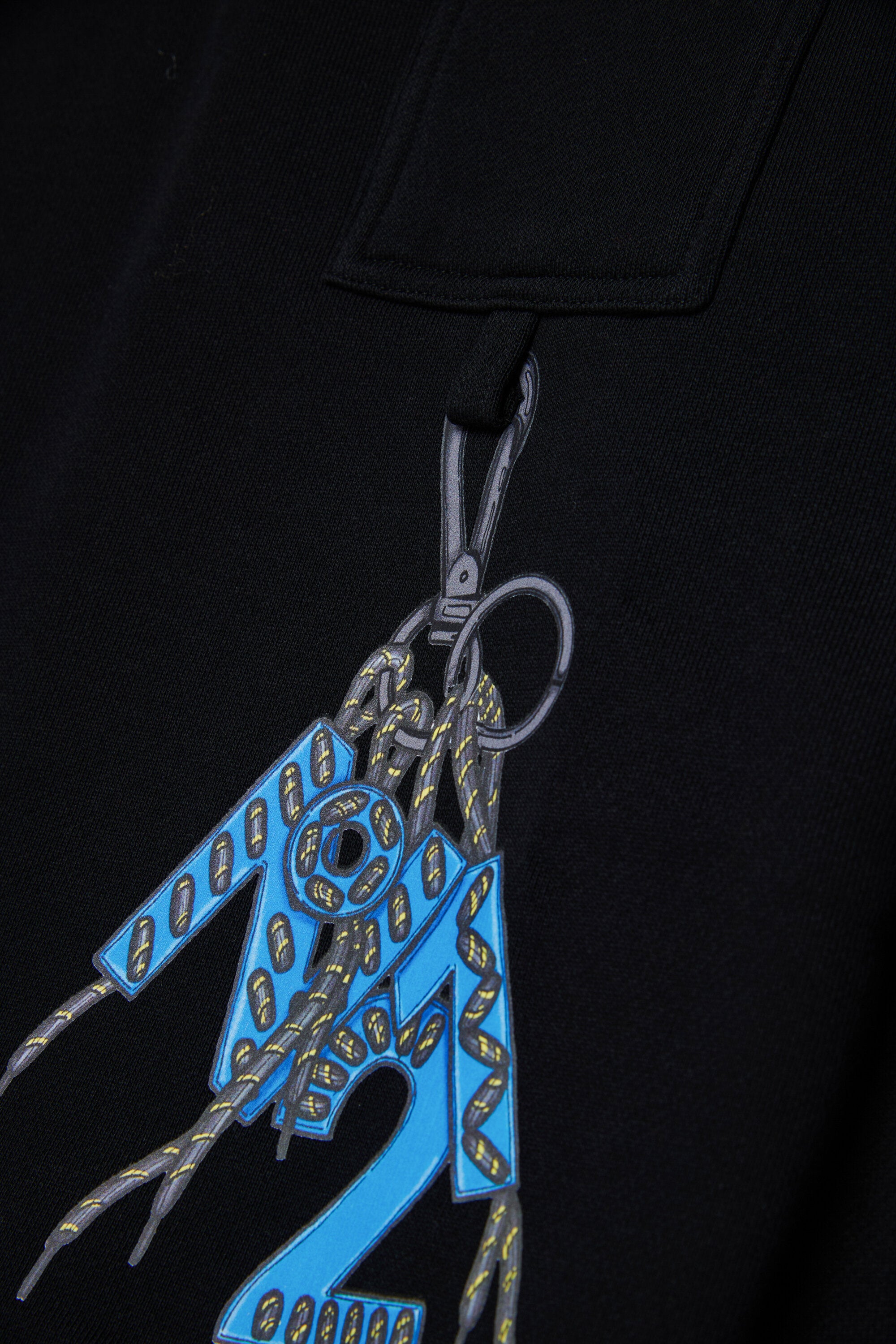 Sudadera con capucha y estampado gráfico