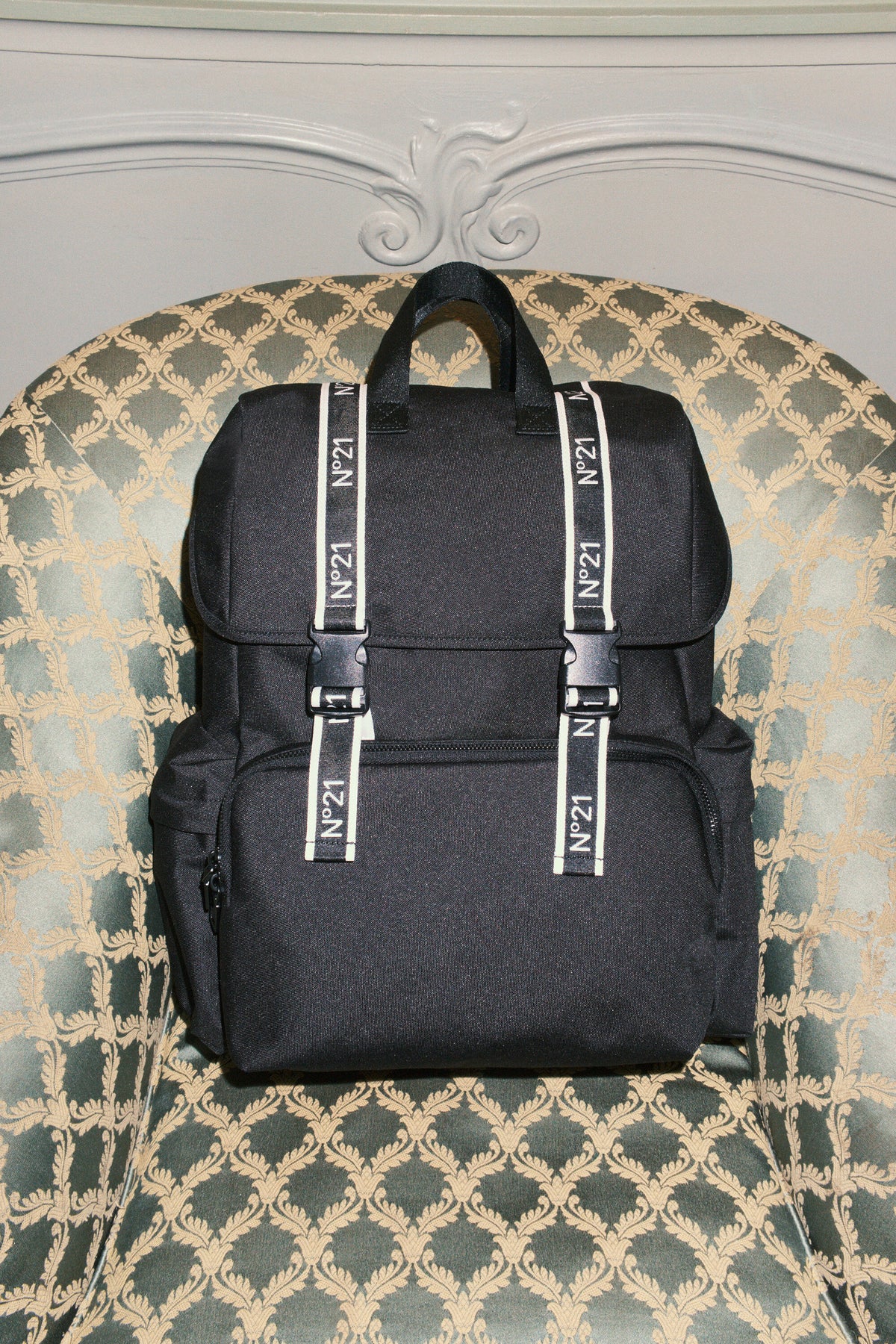 Mochila con logo
