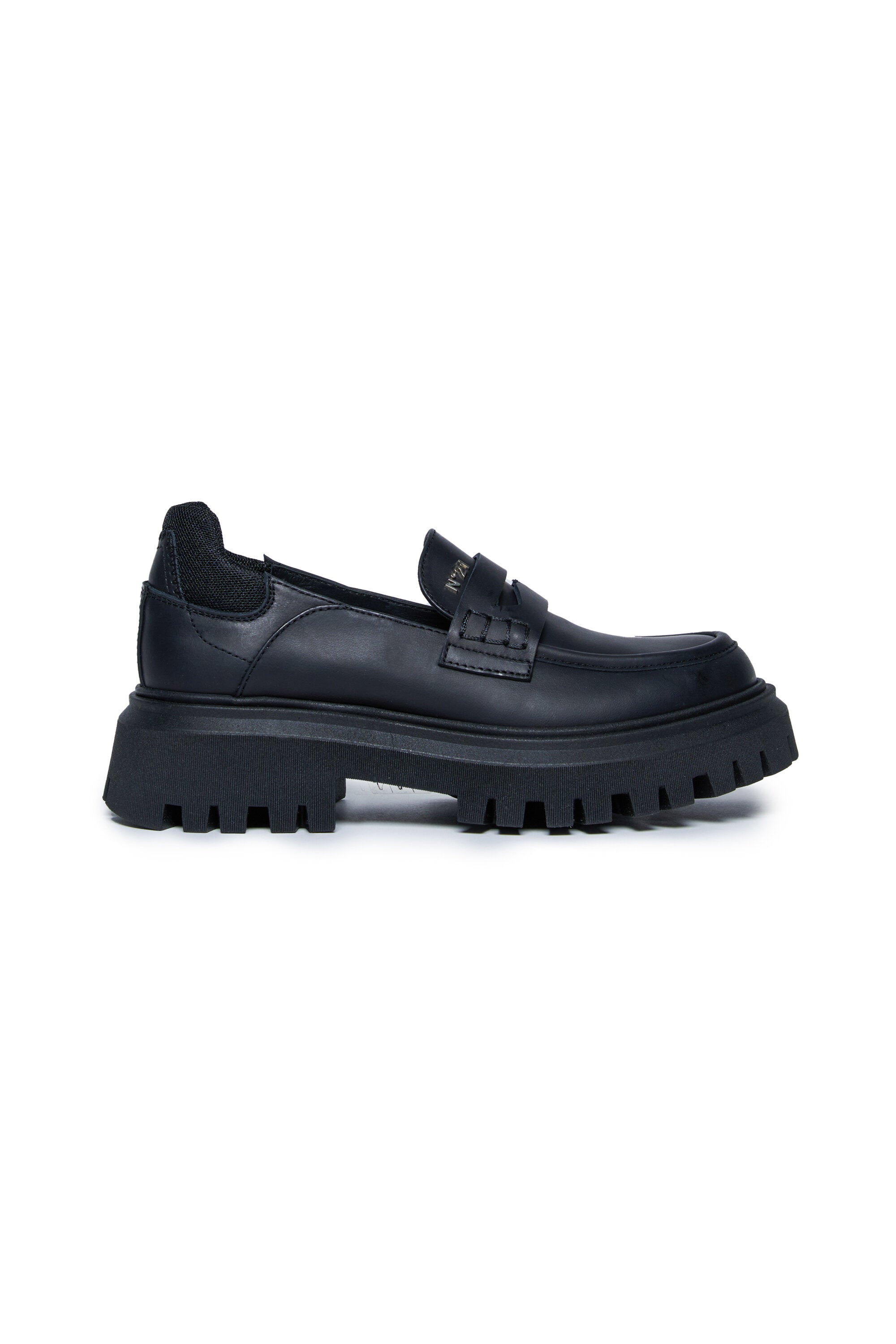 Mocasines de piel con suela dentada