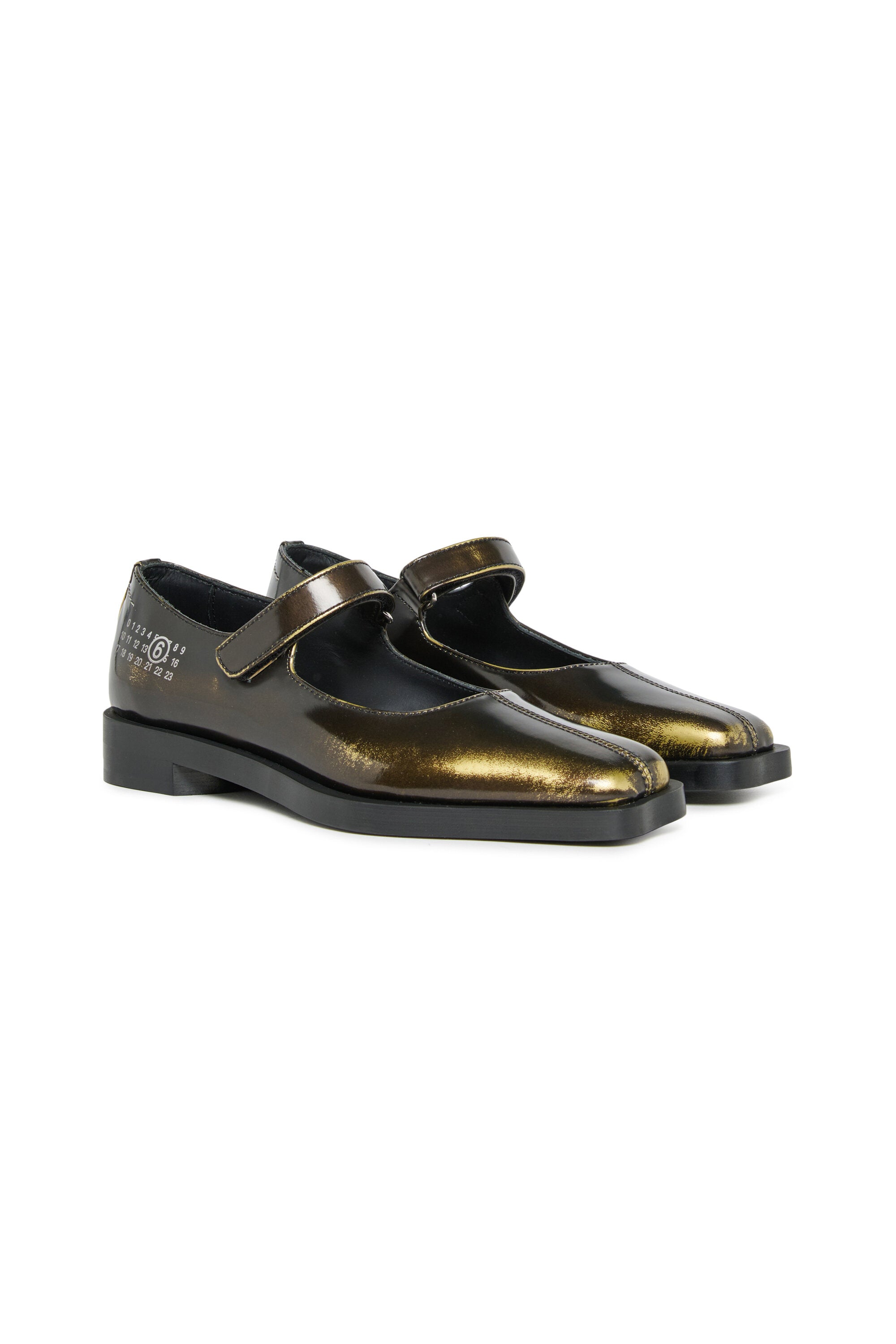 Two-tone leather Mary Jane shoes
