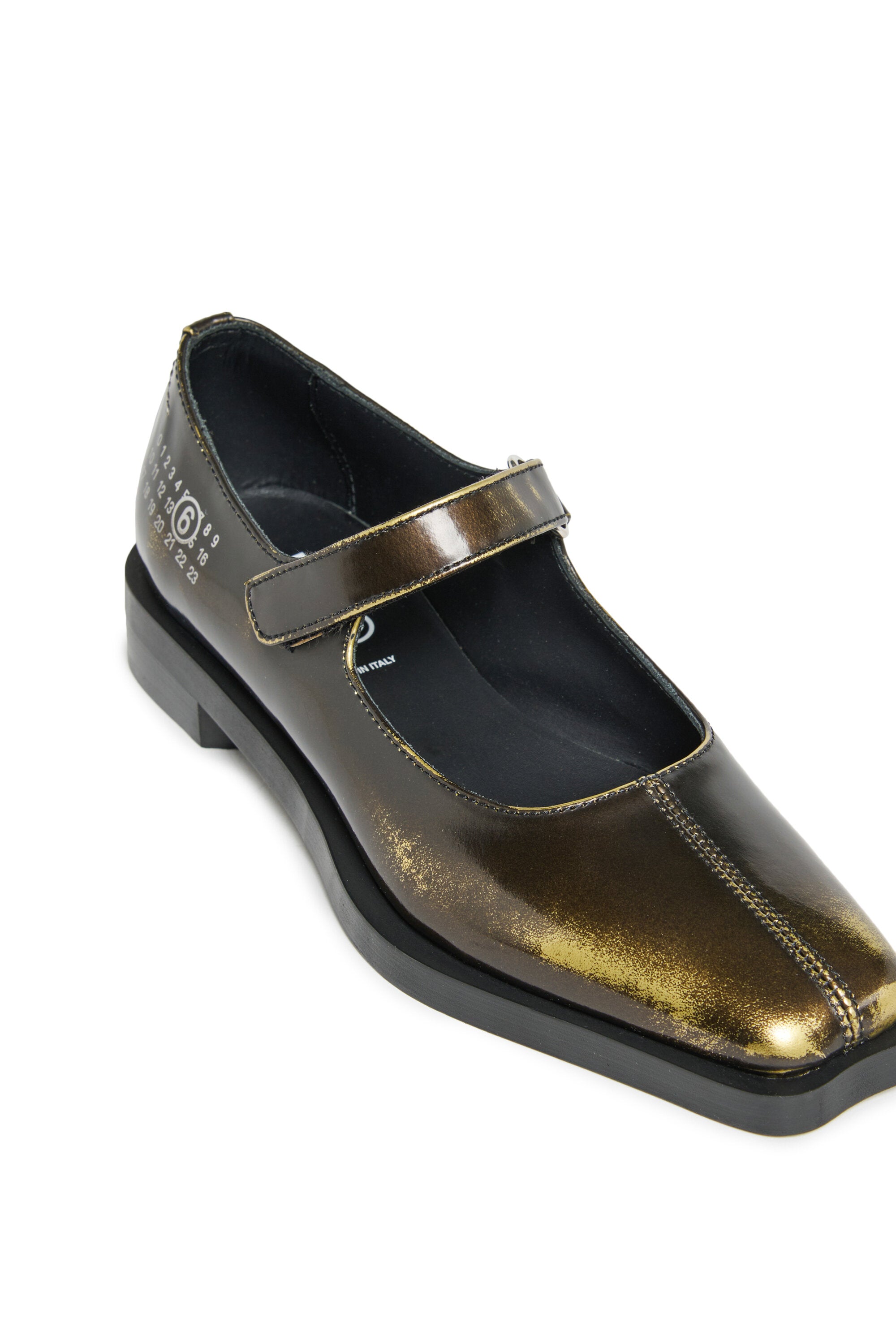 Two-tone leather Mary Jane shoes
