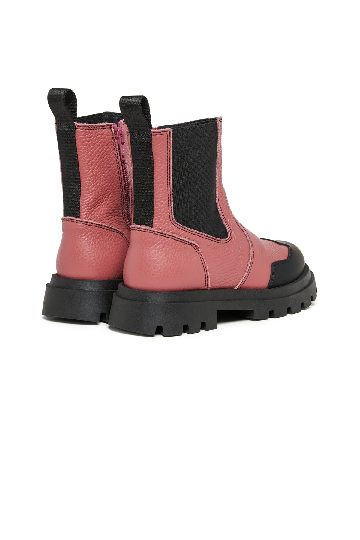Botas Chelsea con logotipo en la puntera