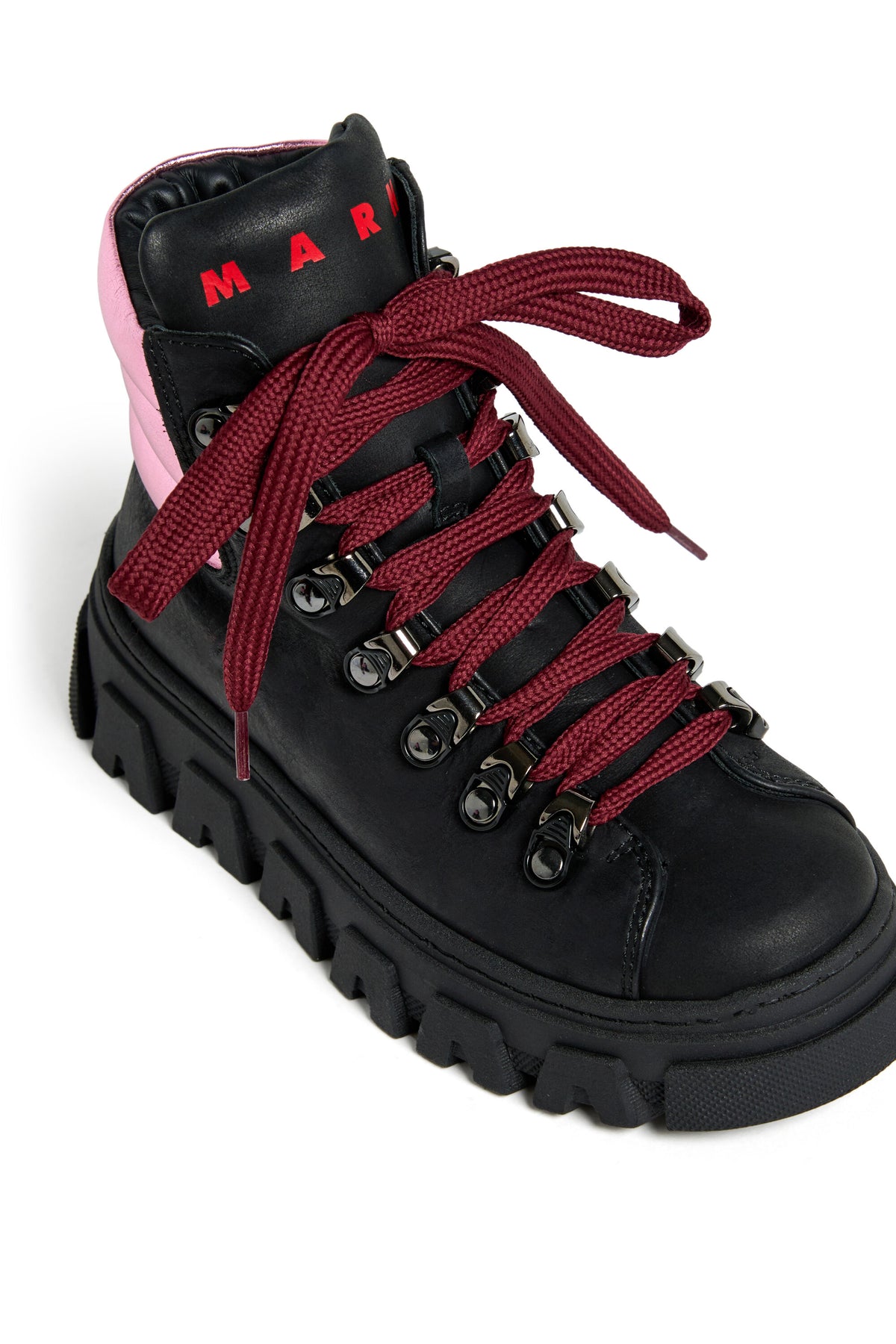 Botas de montaña con cuello en contraste