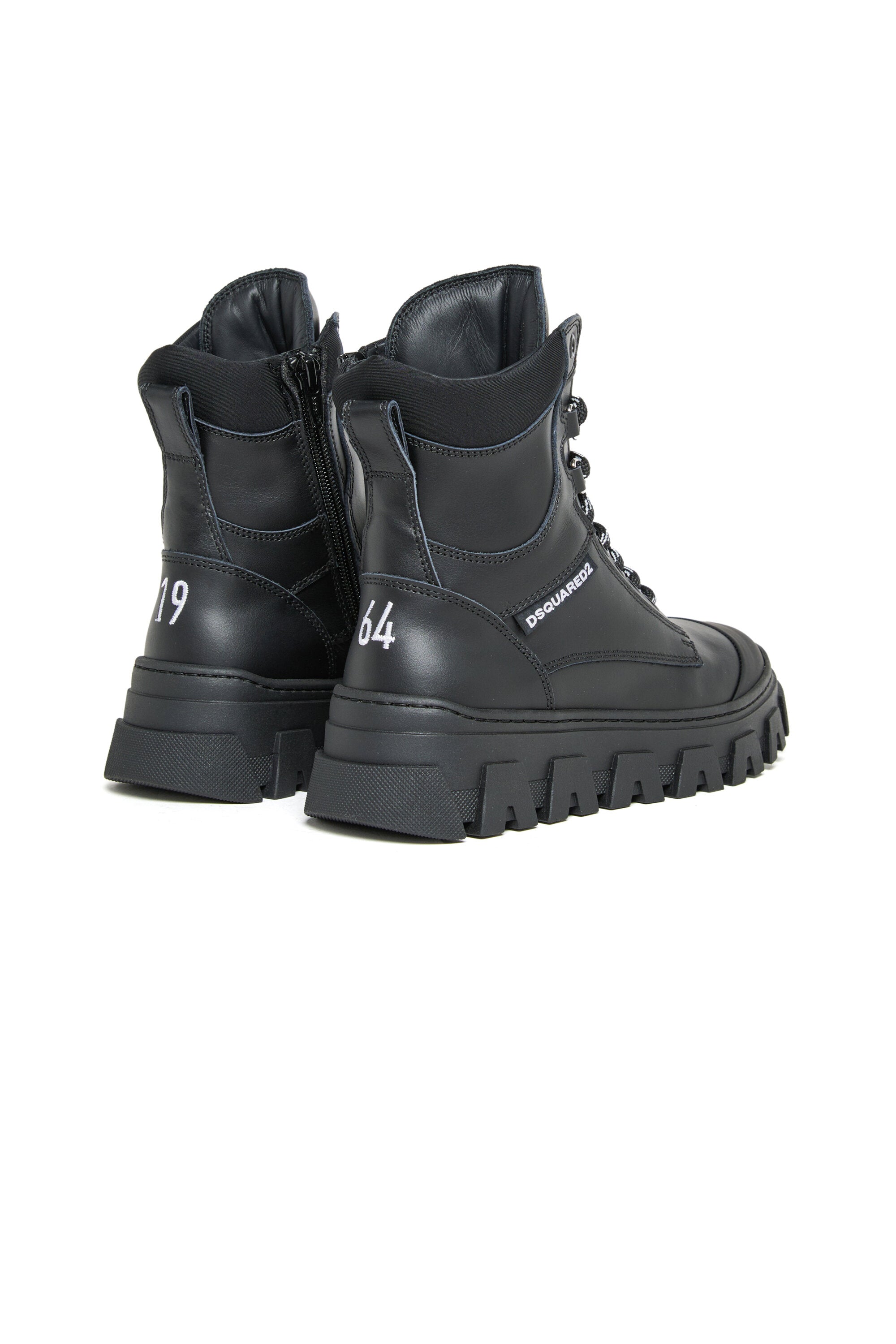 Botas anfibias con suela gruesa