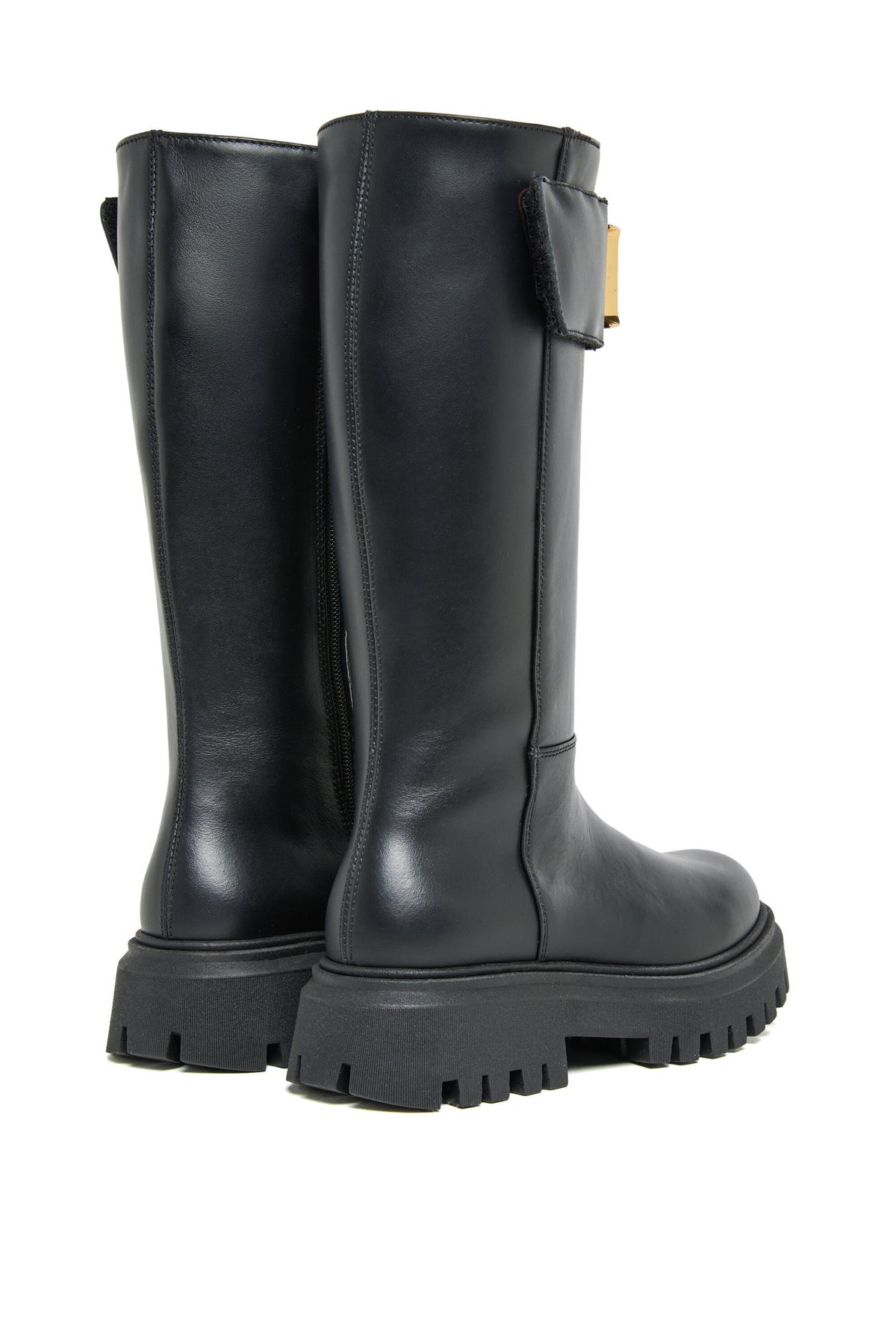 Botas altas con placa metálica
