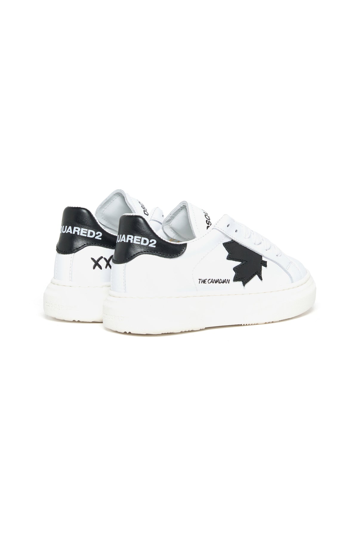 Zapatillas bajas de cuero con Maple Leaf