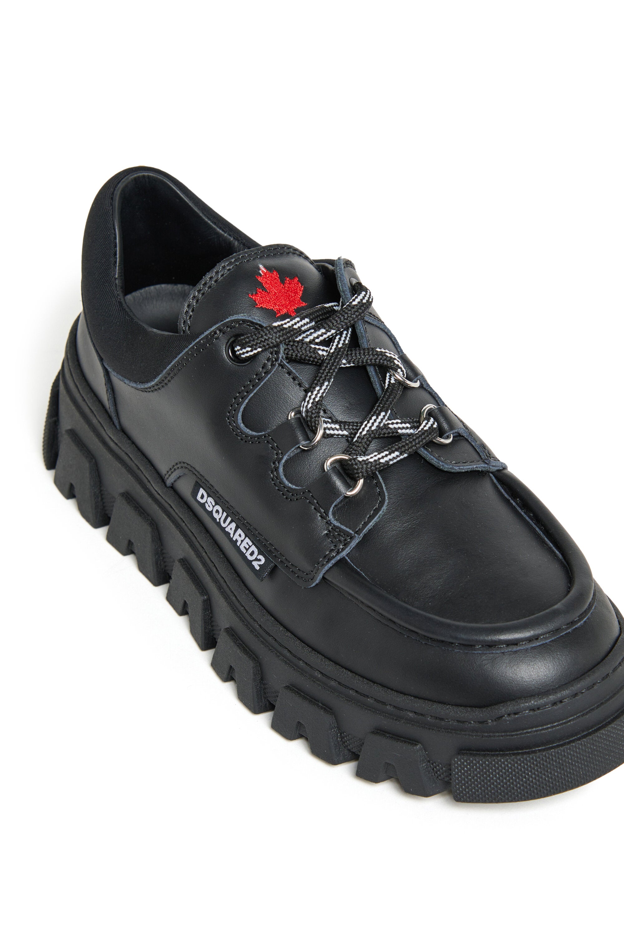 Zapatos de cordones con suela gruesa