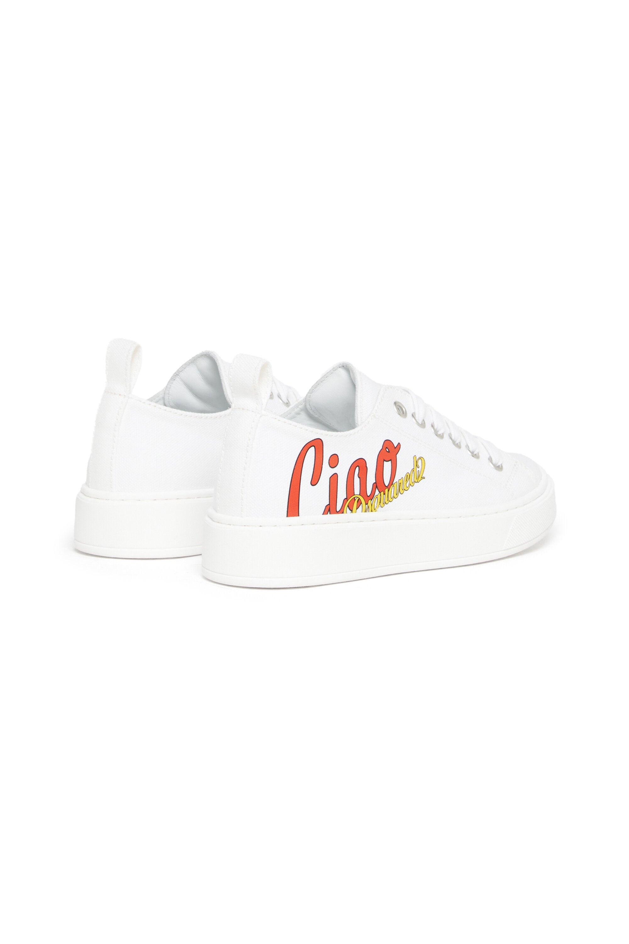 Sneakers with "Ciao" graphic detail