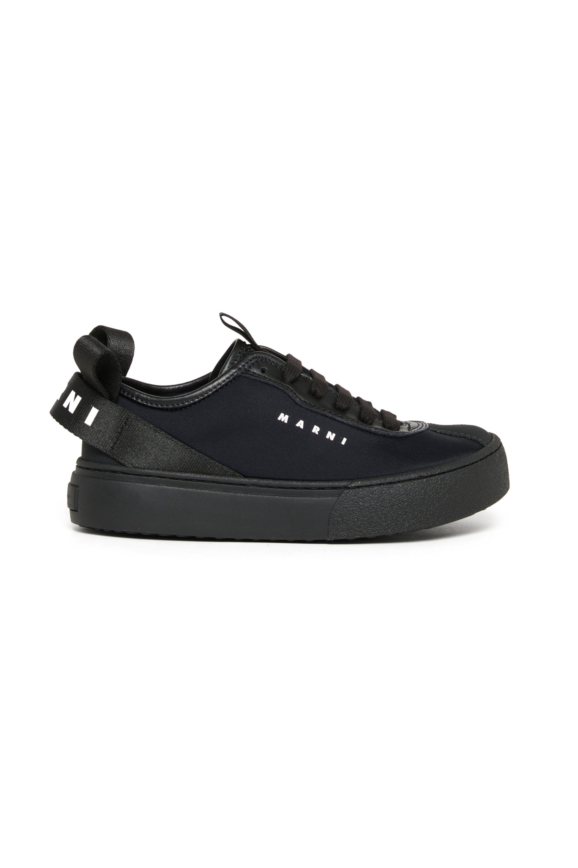 Sneakers with logo