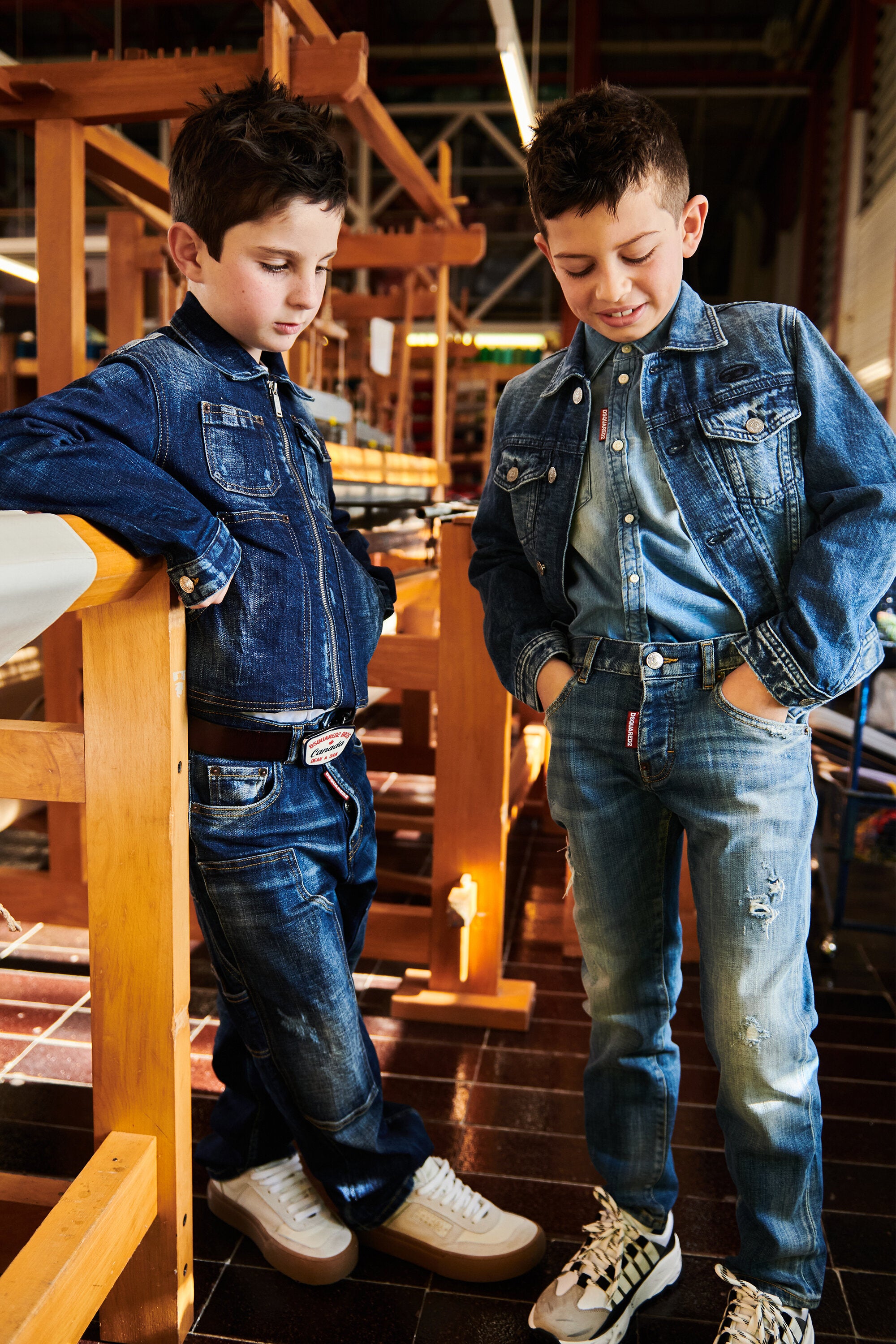 Chaqueta vaquera con logo