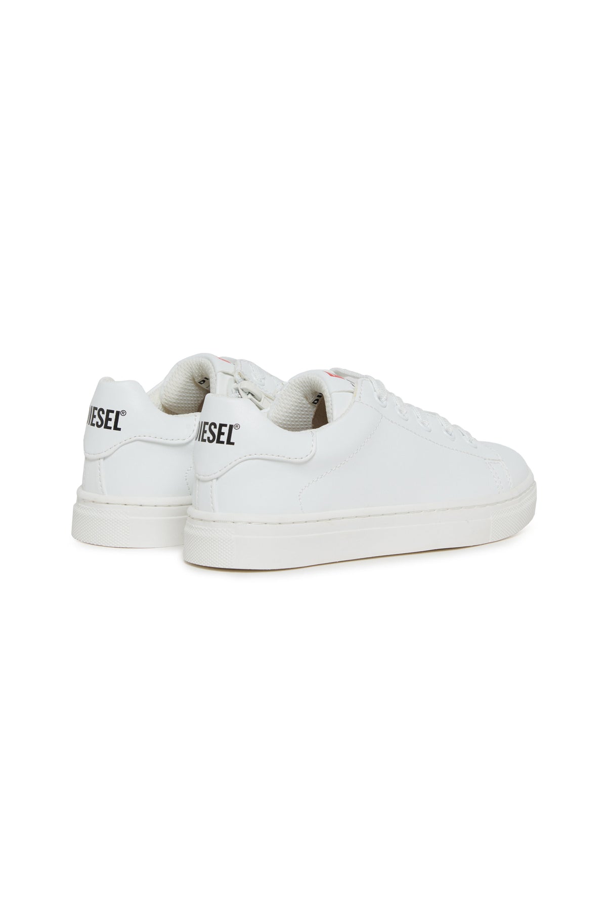 Zapatillas con logotipo
